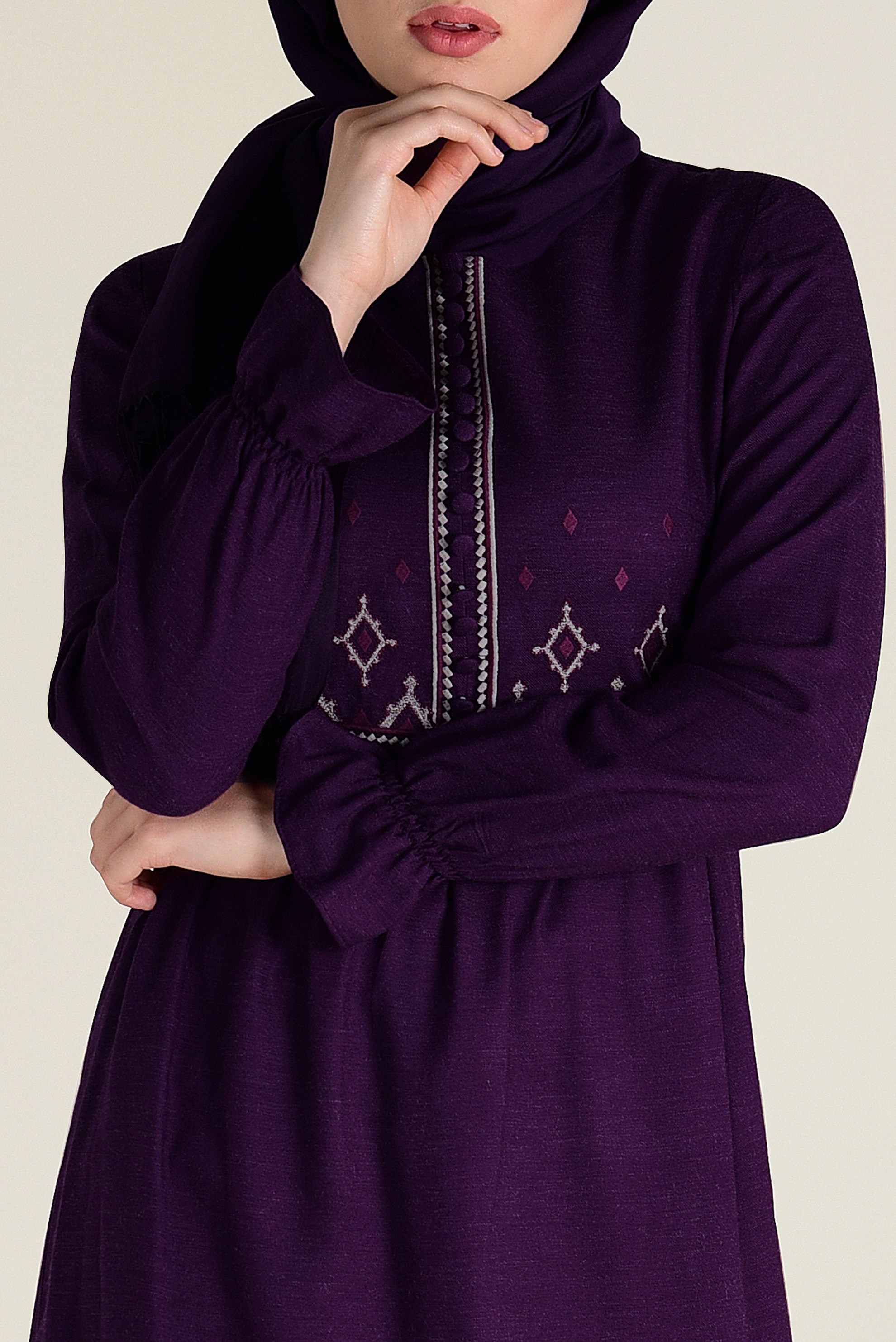 Tesettür giyim MOR NAKIŞ İŞLEMELİ DÜĞMELİ TUNİK 4665 