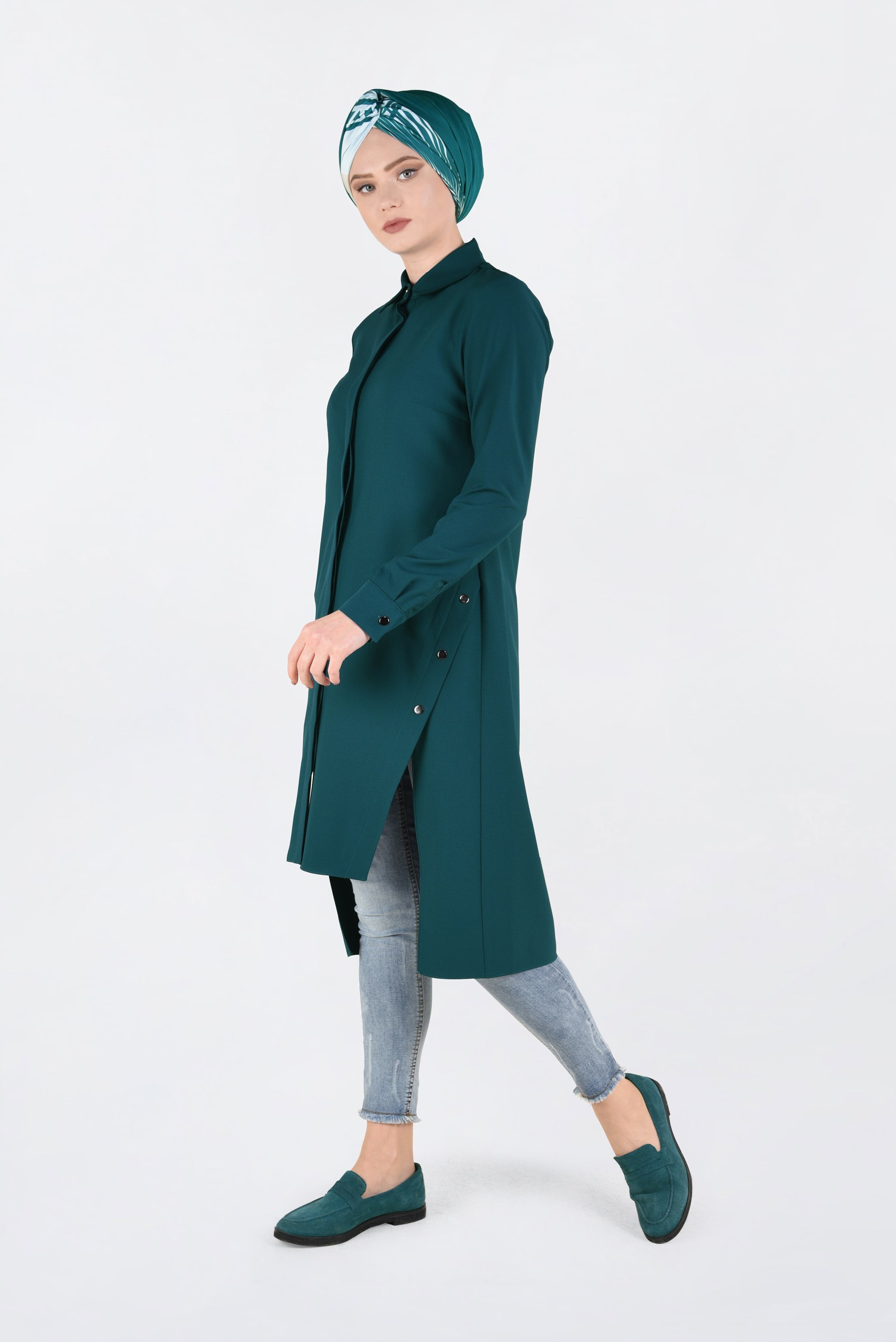 Tesettür giyim YEŞİL ZIMBALI ASİMETRİK KESİM TUNİK 4671