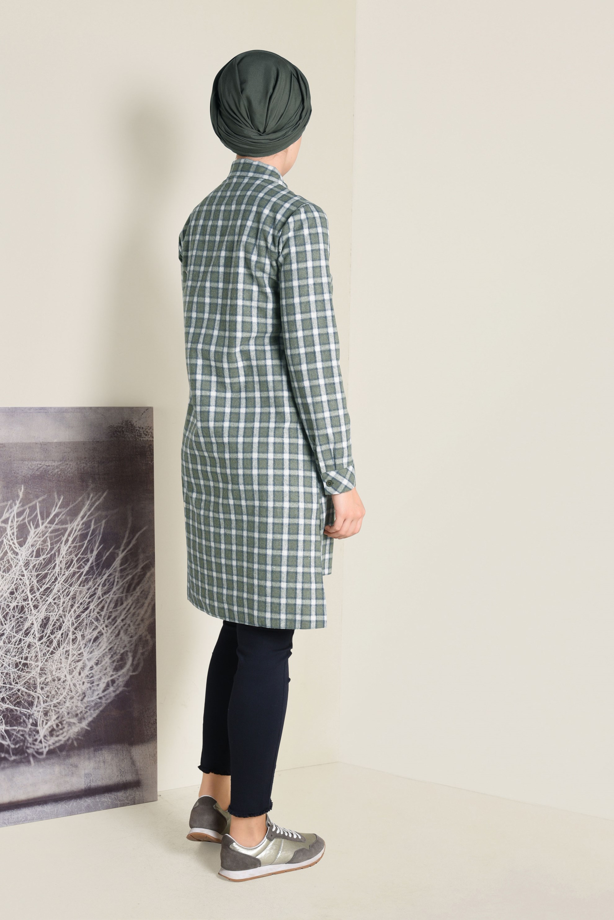 Tesettür giyim HAKİ BOYDAN DÜĞMELİ EKOSE DESEN TUNİK 4699