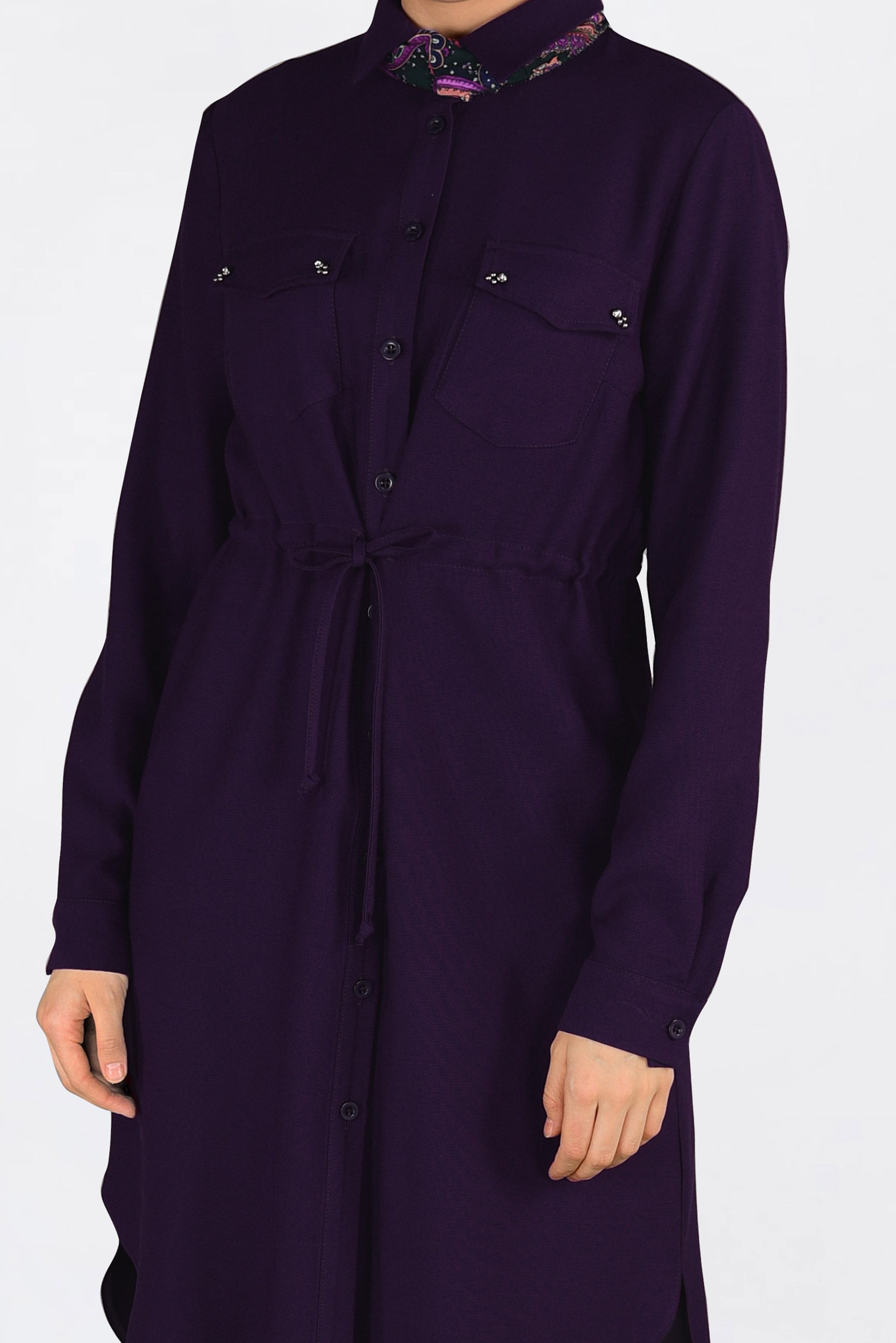 Tesettür giyim MÜRDÜM BELİ BÜZGÜLÜ DÜĞMELİ TUNİK 4703 