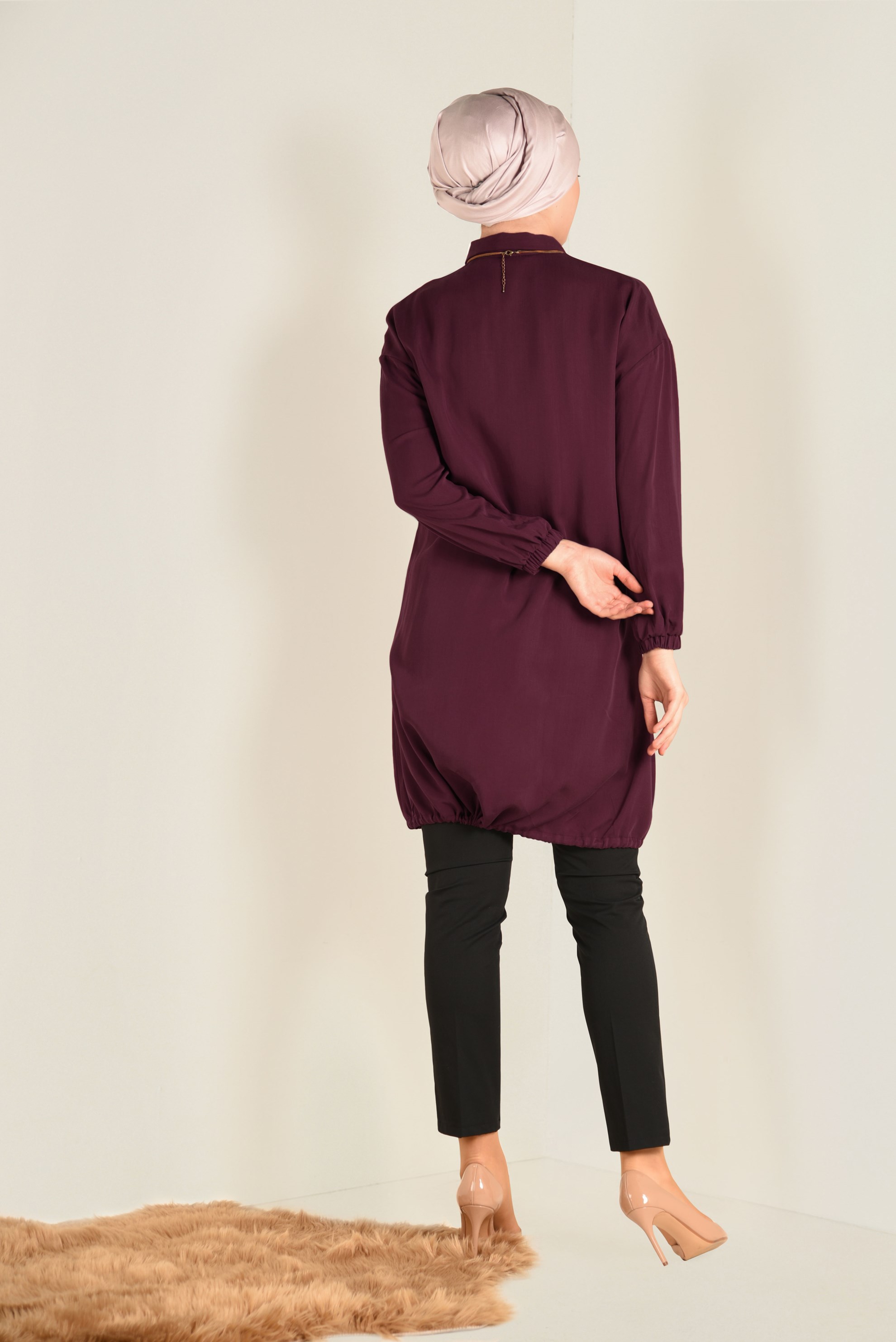 Tesettür giyim BORDO ETEK UCU BÜZGÜLÜ BİLEKLERİ LASTİKLİ TUNİK 4704 