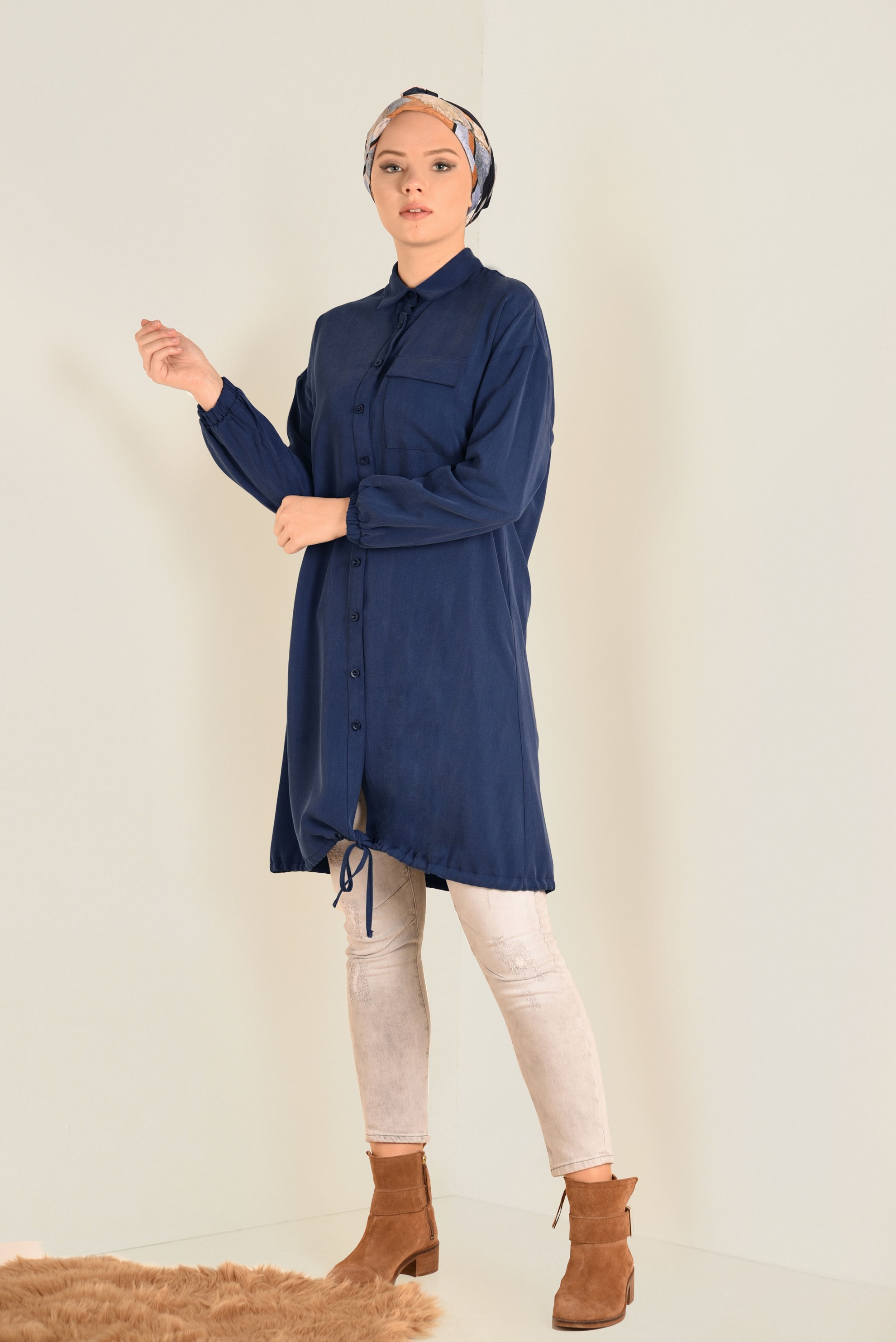 Tesettür giyim LACİVERT ETEK UCU BÜZGÜLÜ BİLEKLERİ LASTİKLİ TUNİK 4704 