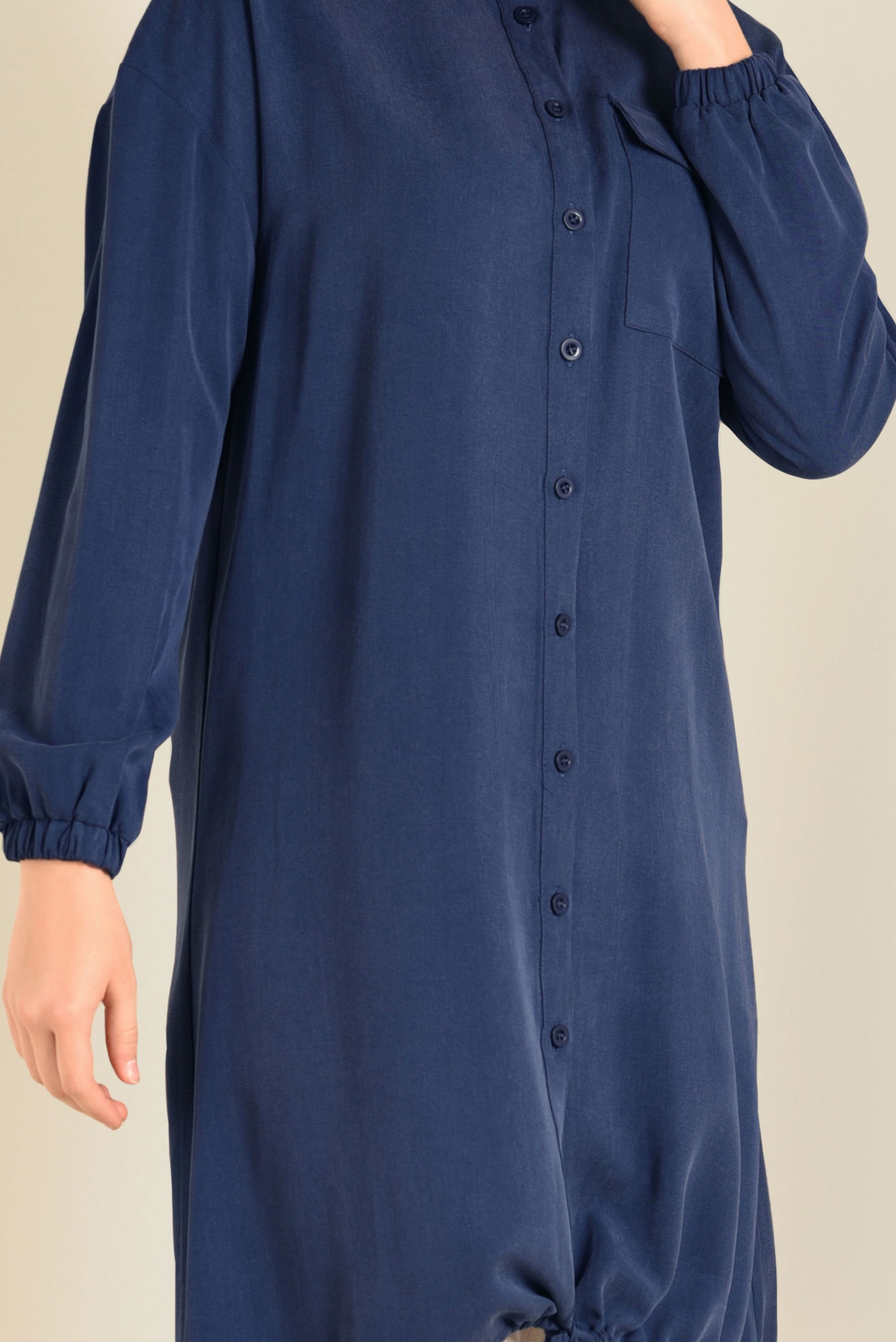 Tesettür giyim LACİVERT ETEK UCU BÜZGÜLÜ BİLEKLERİ LASTİKLİ TUNİK 4704 