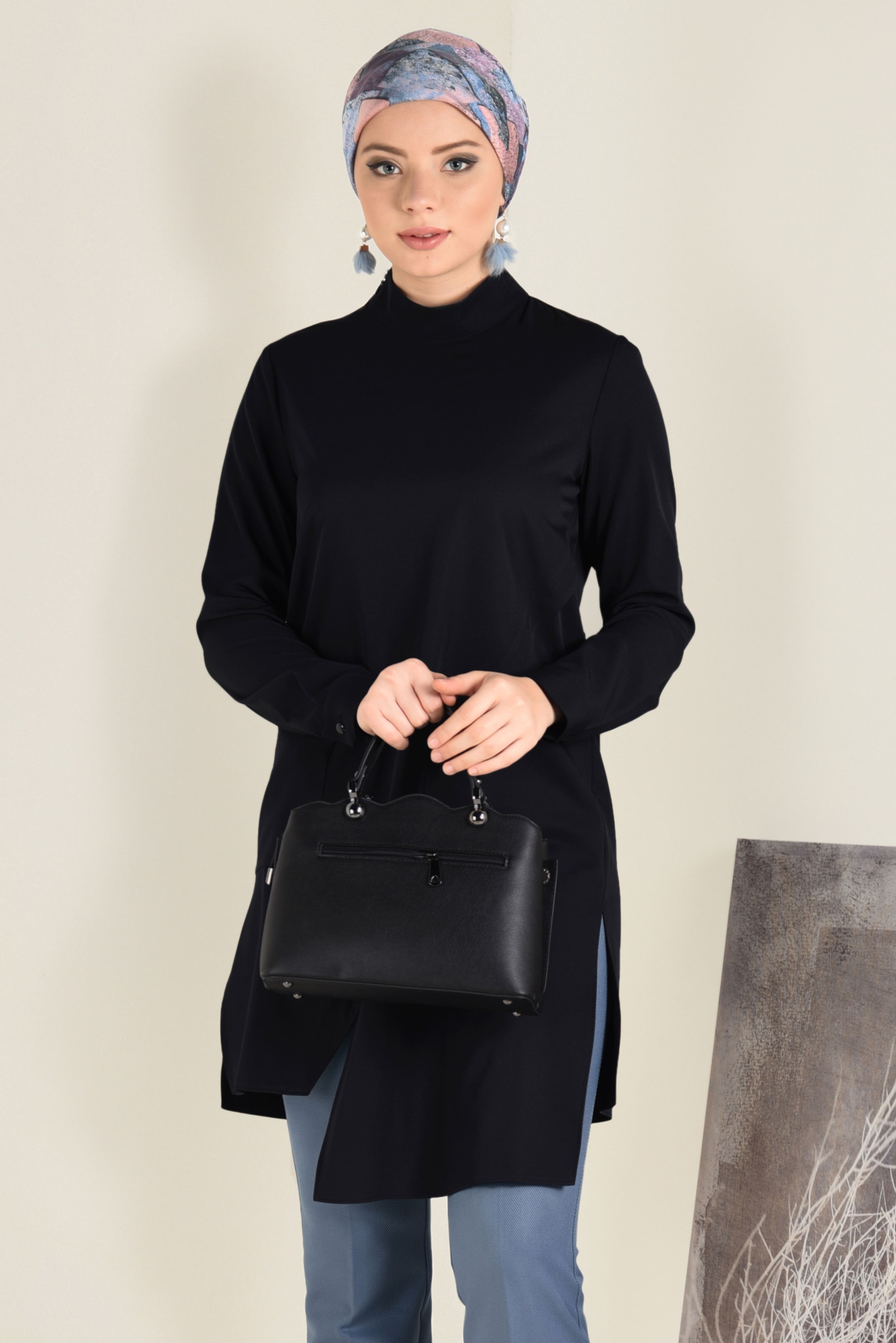 Tesettür giyim SİYAH ASİMETRİK  KESİM TUNİK 4709 