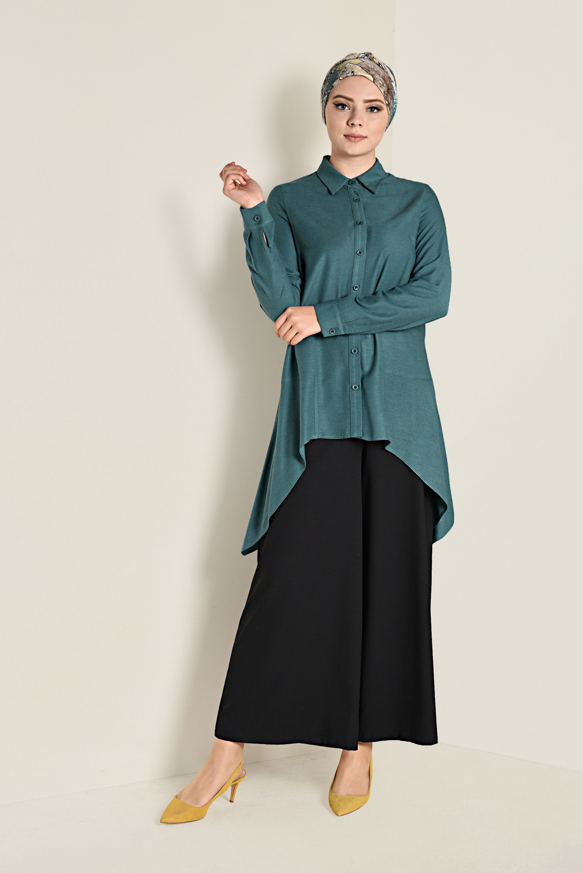 Tesettür giyim YEŞİL ASİMETRİK KESİM TUNİK 4711