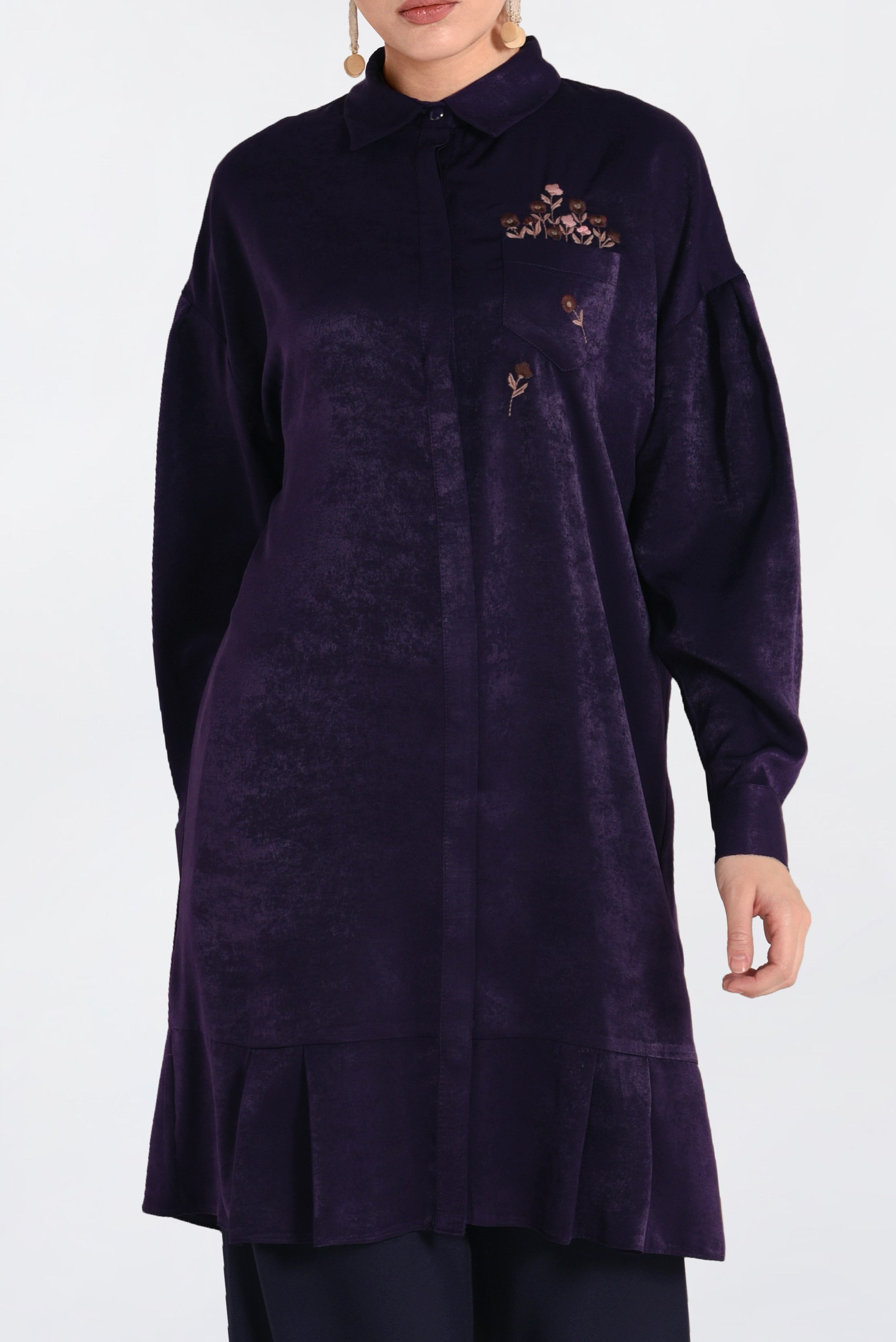 Tesettür giyim MOR ÖNÜ NAKIŞ DETAYLI ETEK UCU FIRFIRLI TUNİK 4721 