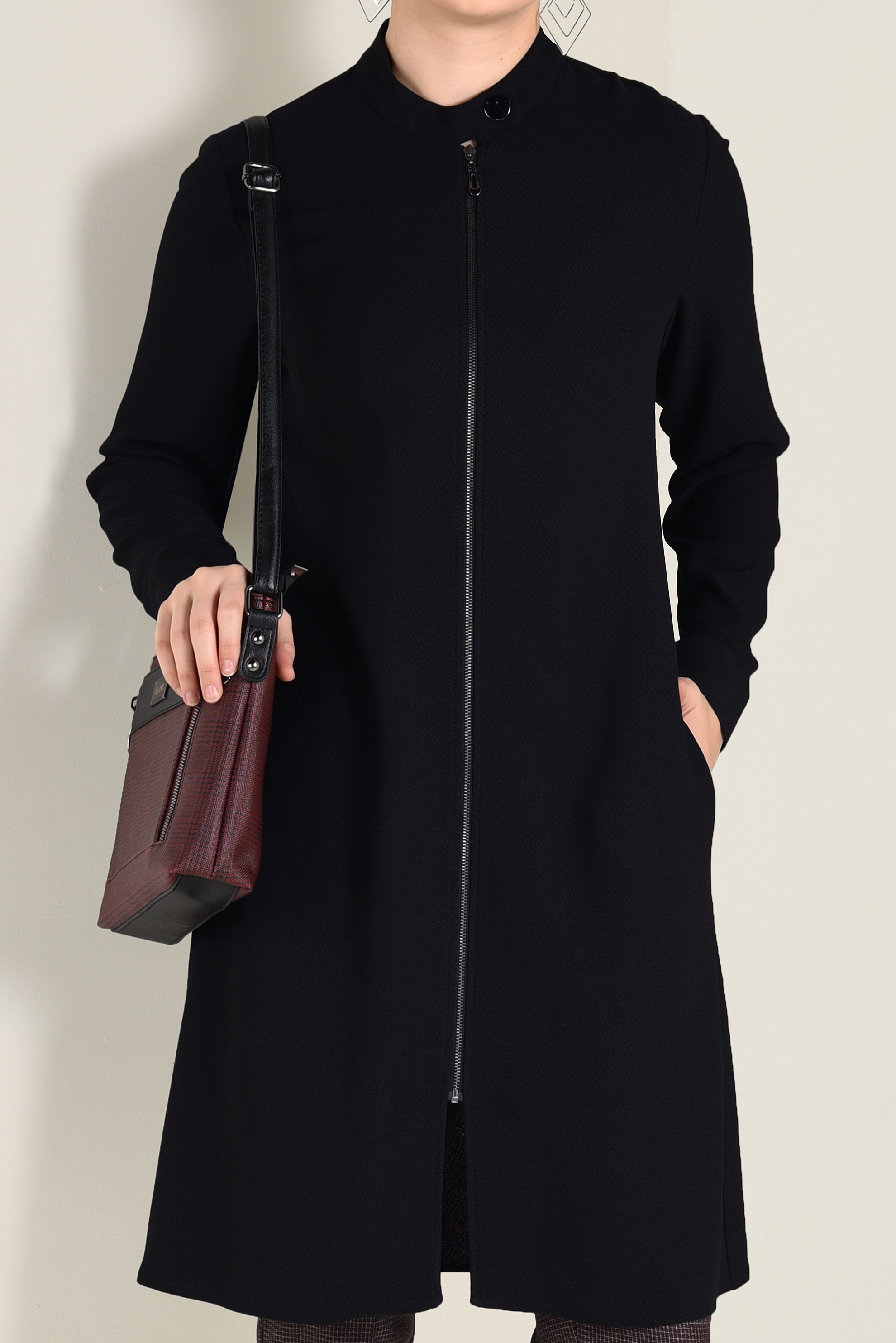 Tesettür giyim SİYAH FERMUARLI TUNİK 4757 