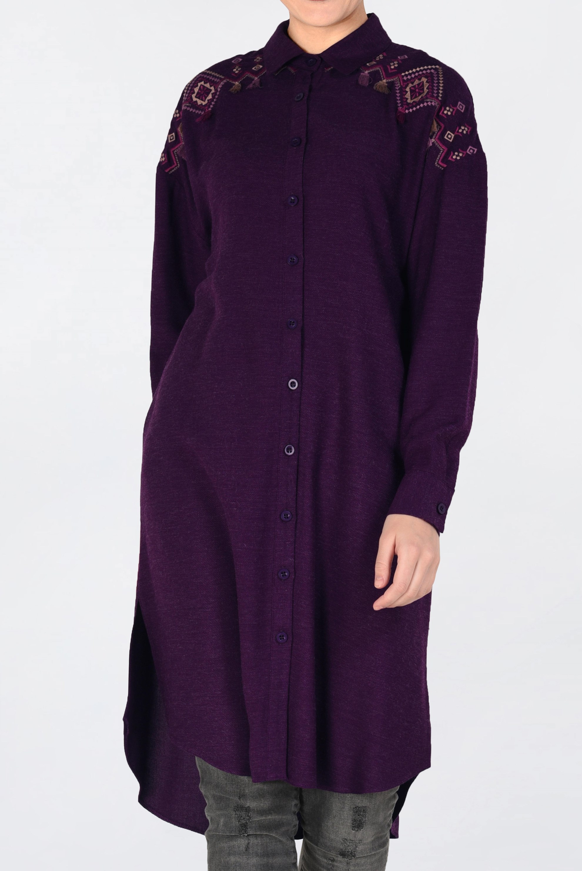 Tesettür giyim MOR OMUZLARI NAKIŞLI YANLARI YIRTMAÇLI TUNİK 4760 