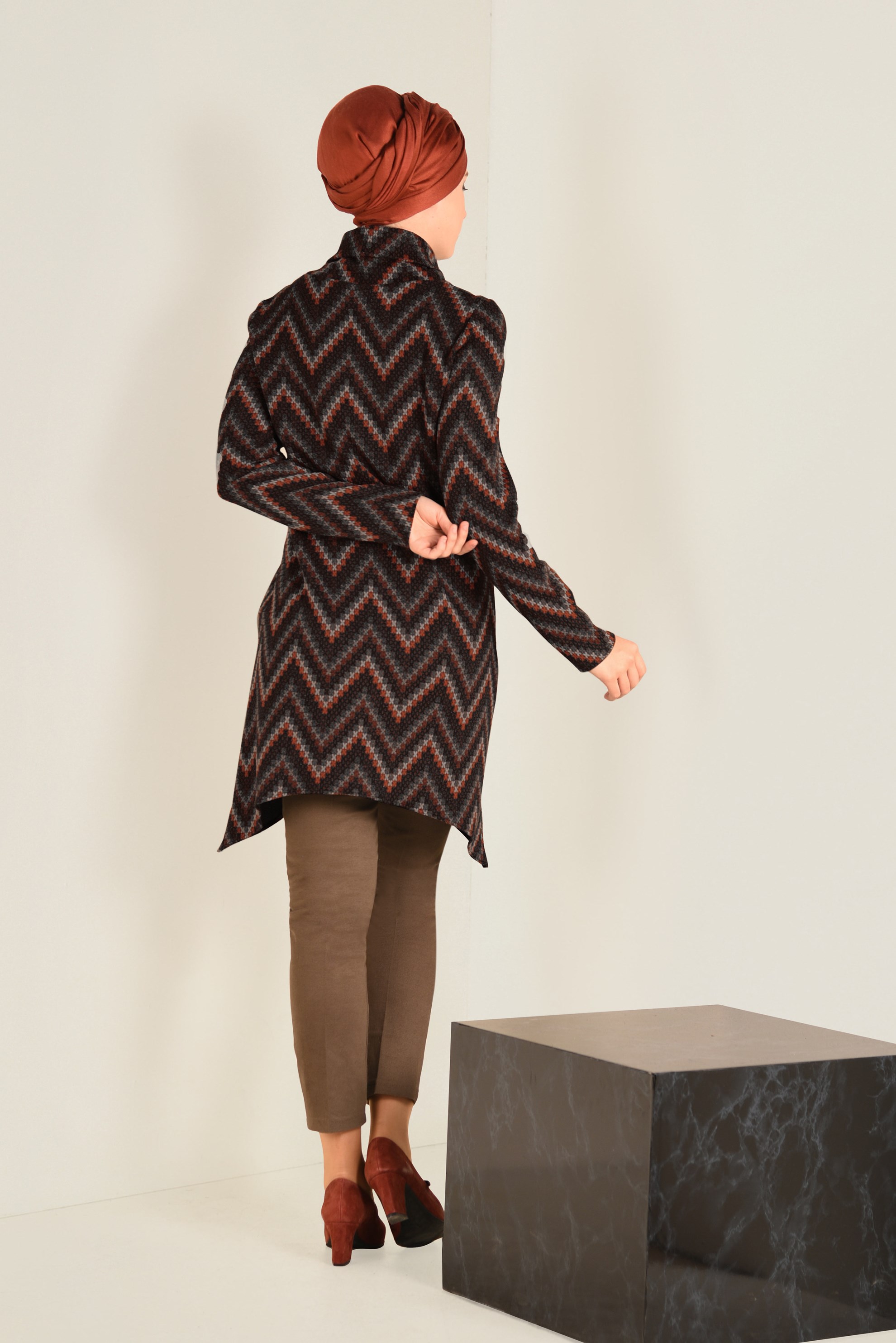 Tesettür giyim GRİ ASİMETRİK KESİM TUNİK 4764