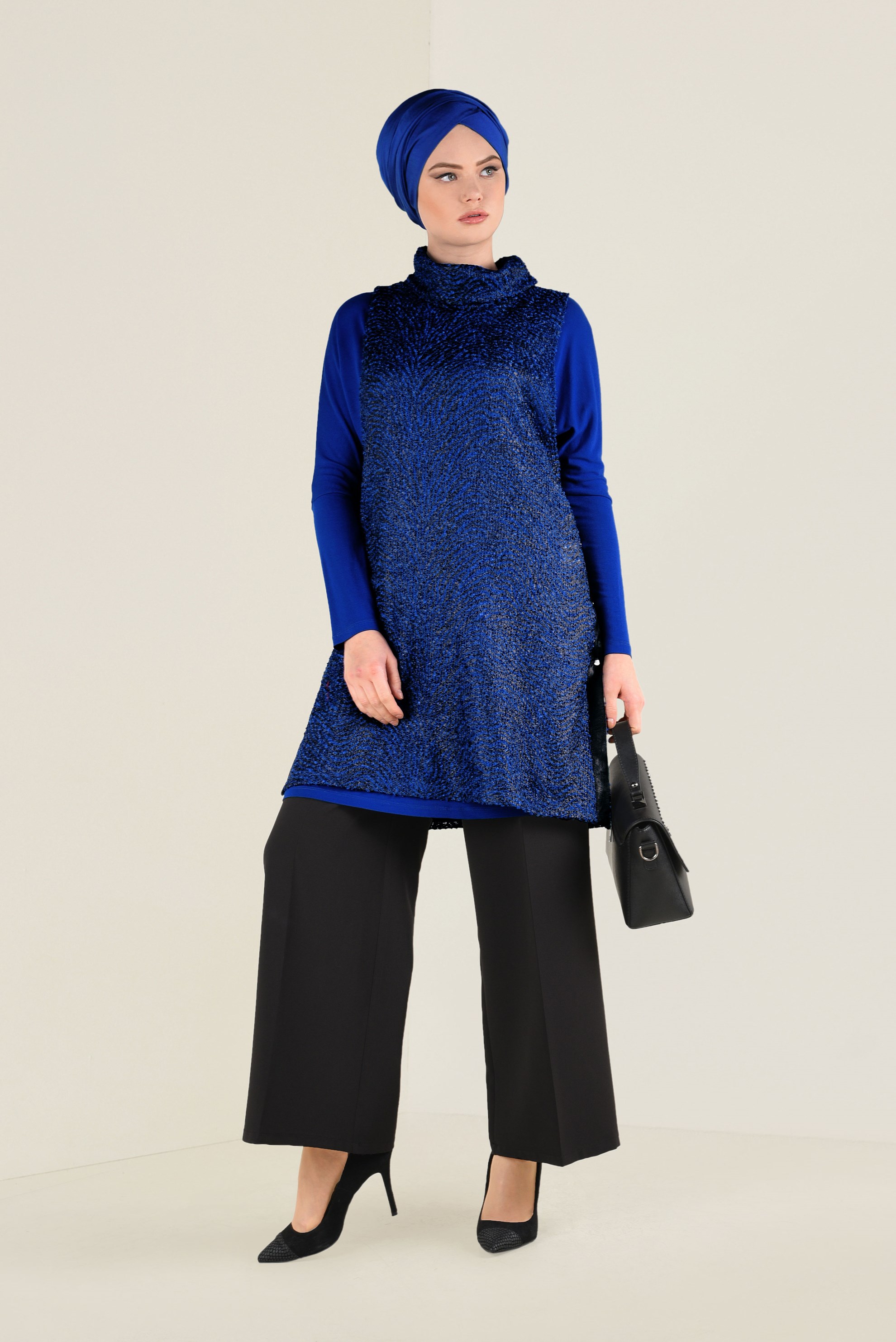 Tesettür giyim LACİVERT DESENLİ YELEKLİ TUNİK 4769