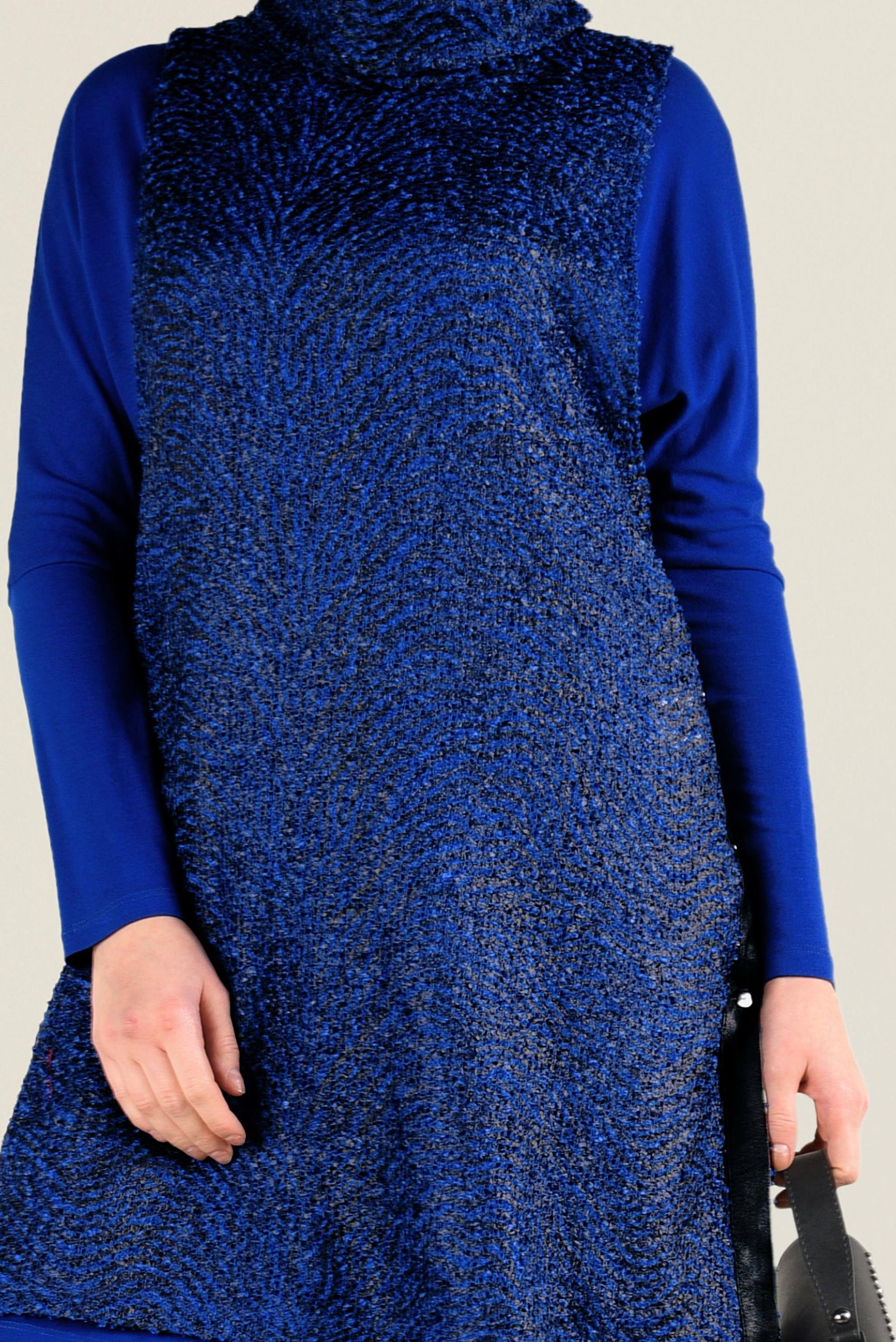 Tesettür giyim LACİVERT DESENLİ YELEKLİ TUNİK 4769