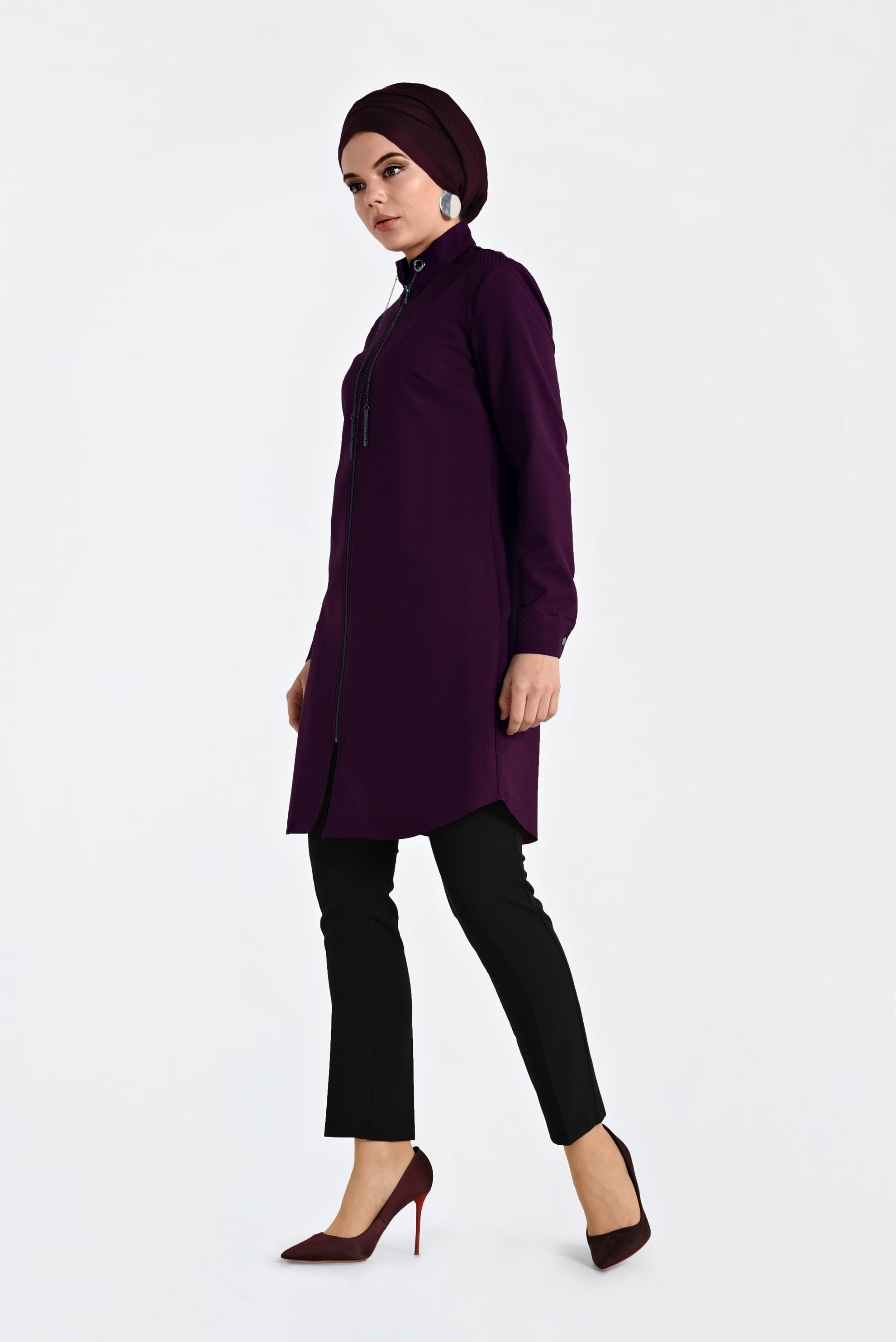 Tesettür giyim FUŞYA HAKİM YAKA BAĞCIKLARI ZİNCİR DETAYLI TUNİK 4772