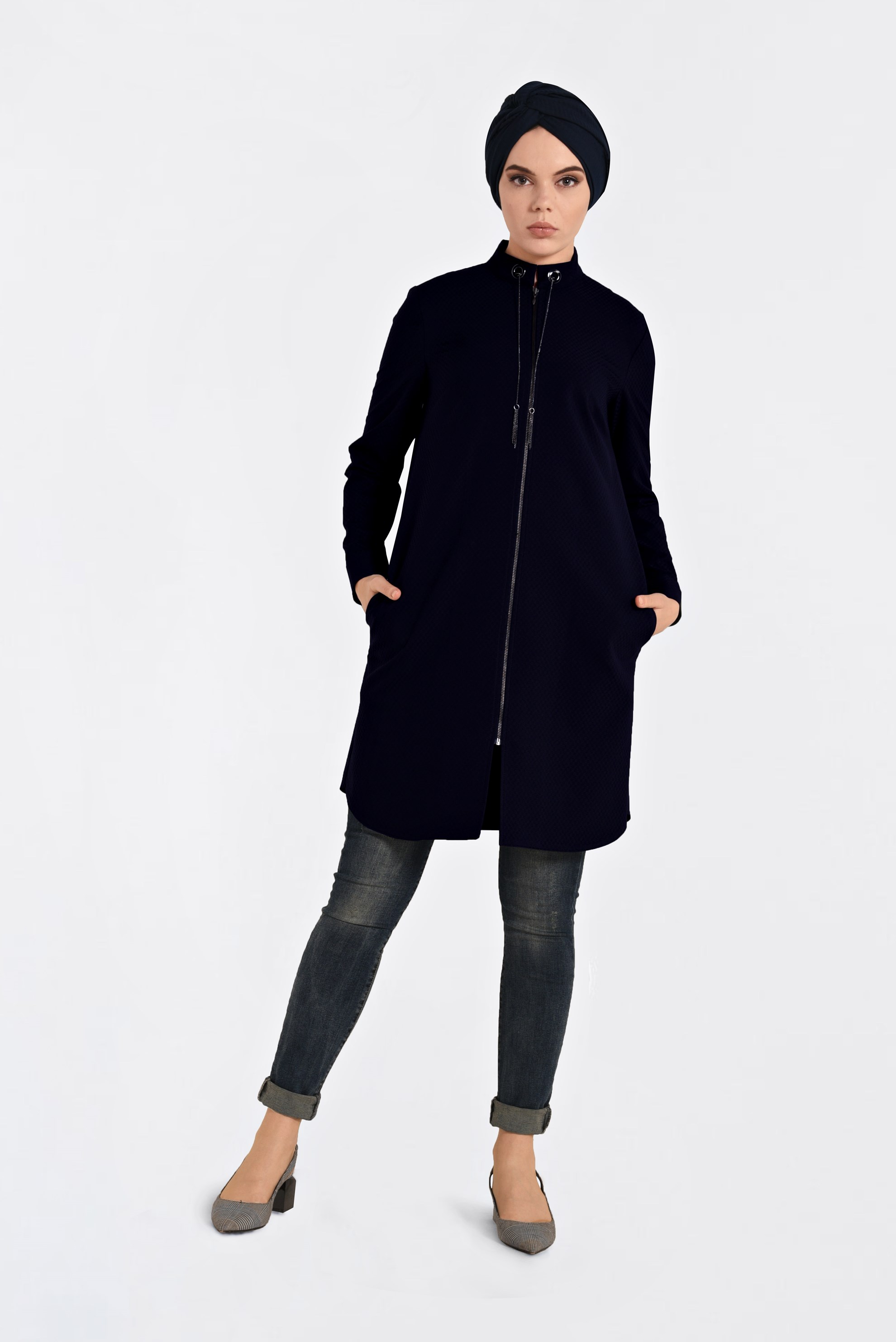 Tesettür giyim LACİVERT HAKİM YAKA BAĞCIKLARI ZİNCİR DETAYLI TUNİK 4772