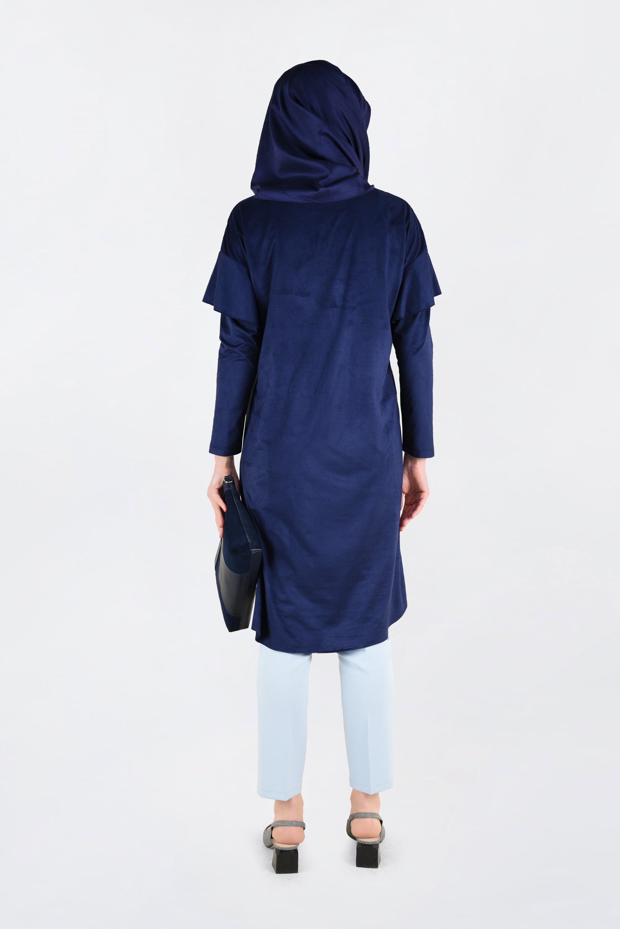 Tesettür giyim LACİVERT OMUZLARI NAKIŞLI VOLANLI TUNİK 4777 