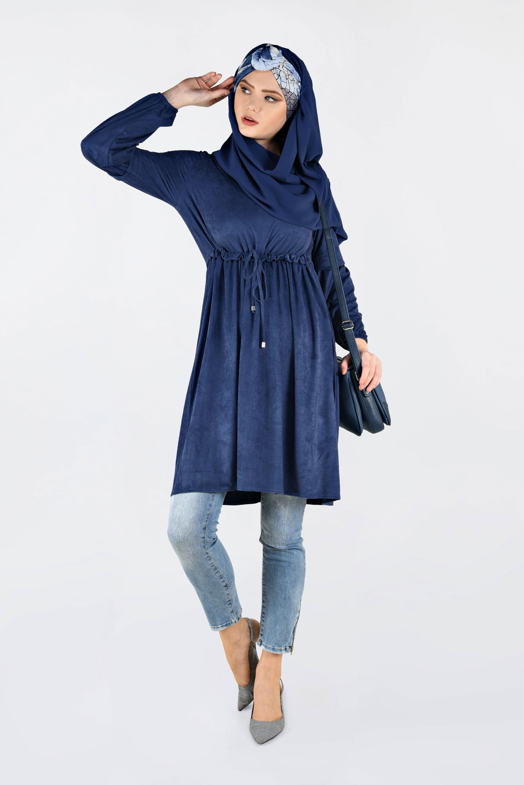 Tesettür giyim LACİVERT BELİ BÜZGÜLÜ NUBUK TUNİK 4791