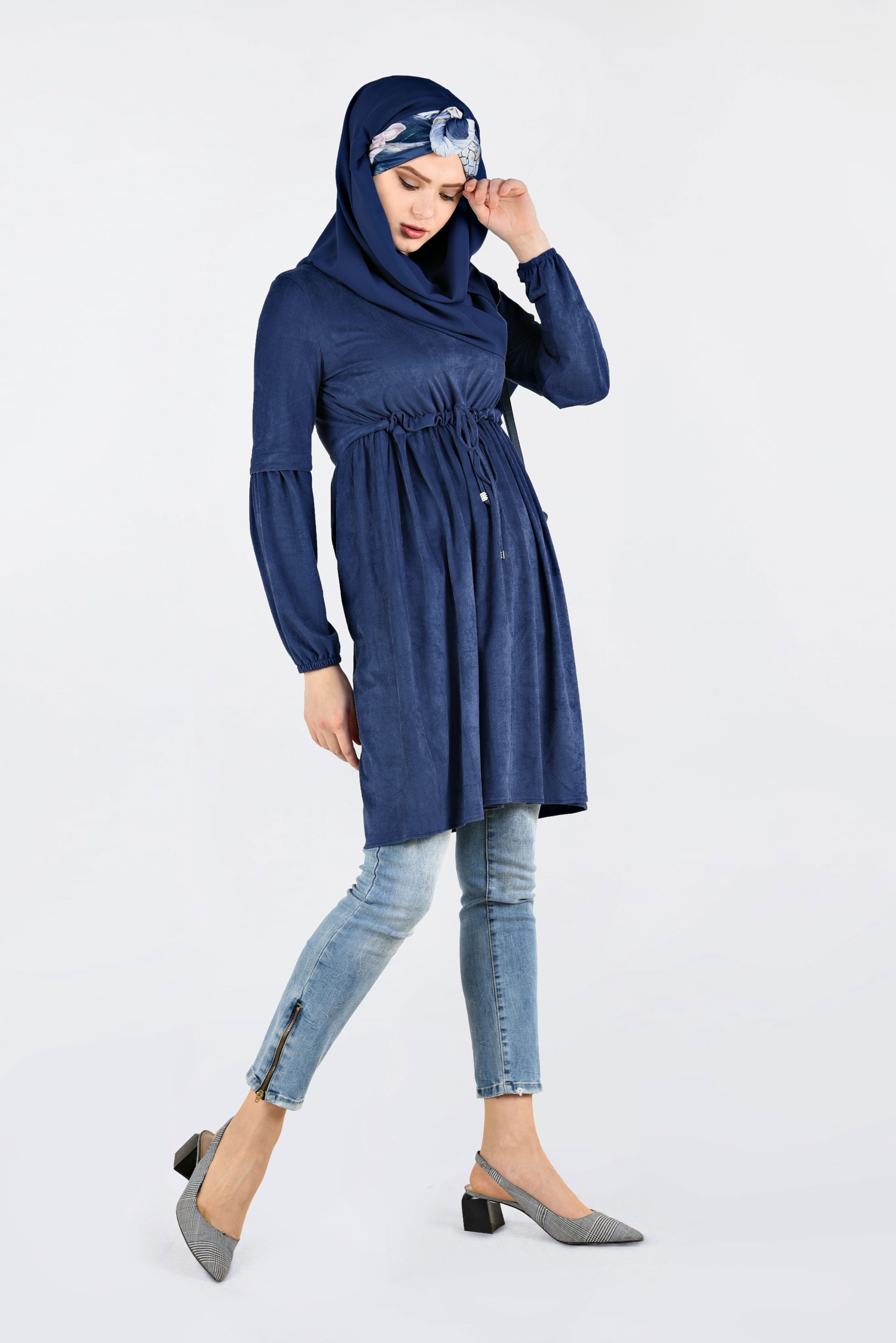 Tesettür giyim LACİVERT BELİ BÜZGÜLÜ NUBUK TUNİK 4791