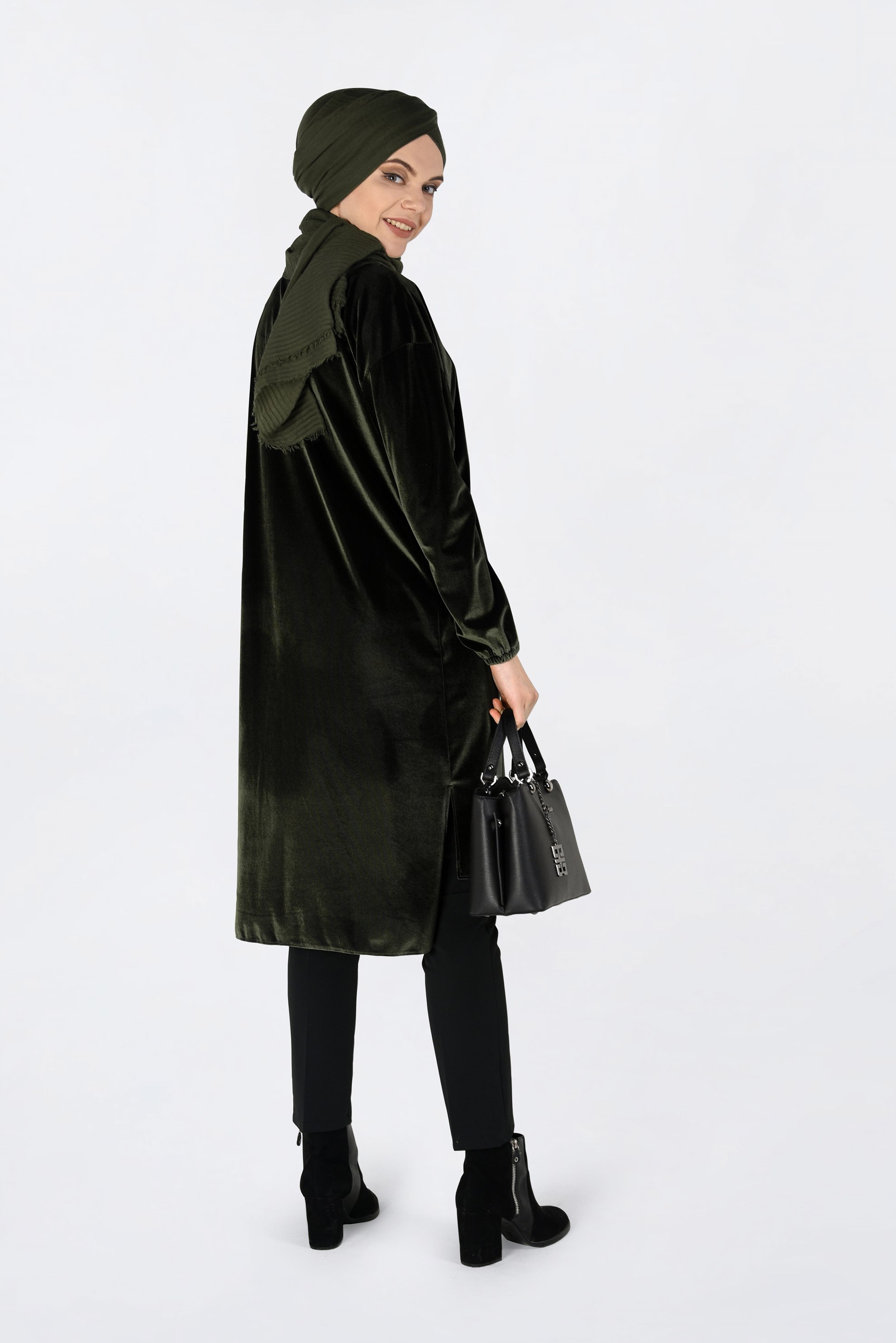 Tesettür giyim HAKİ NAKIŞLI KADİFE TUNİK 4794 