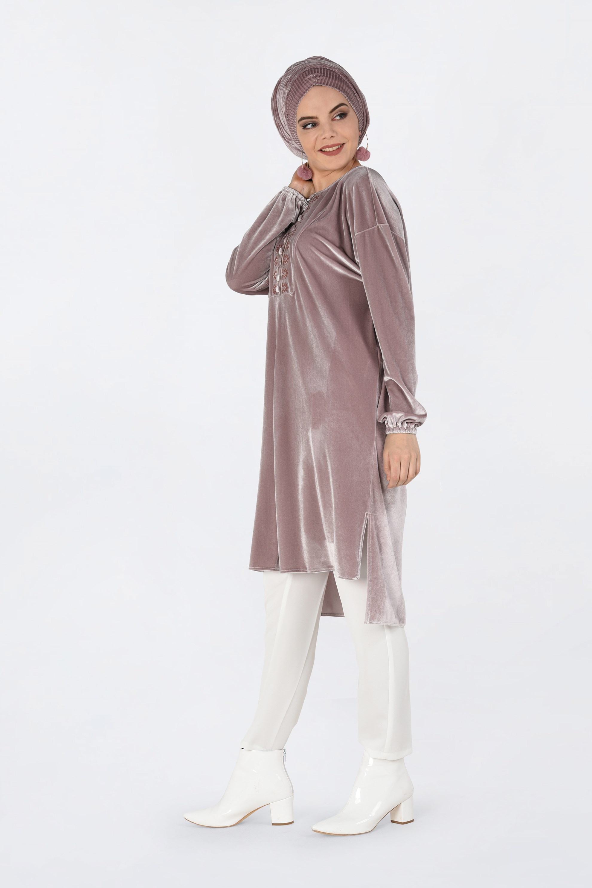 Tesettür giyim PUDRA NAKIŞLI KADİFE TUNİK 4794 