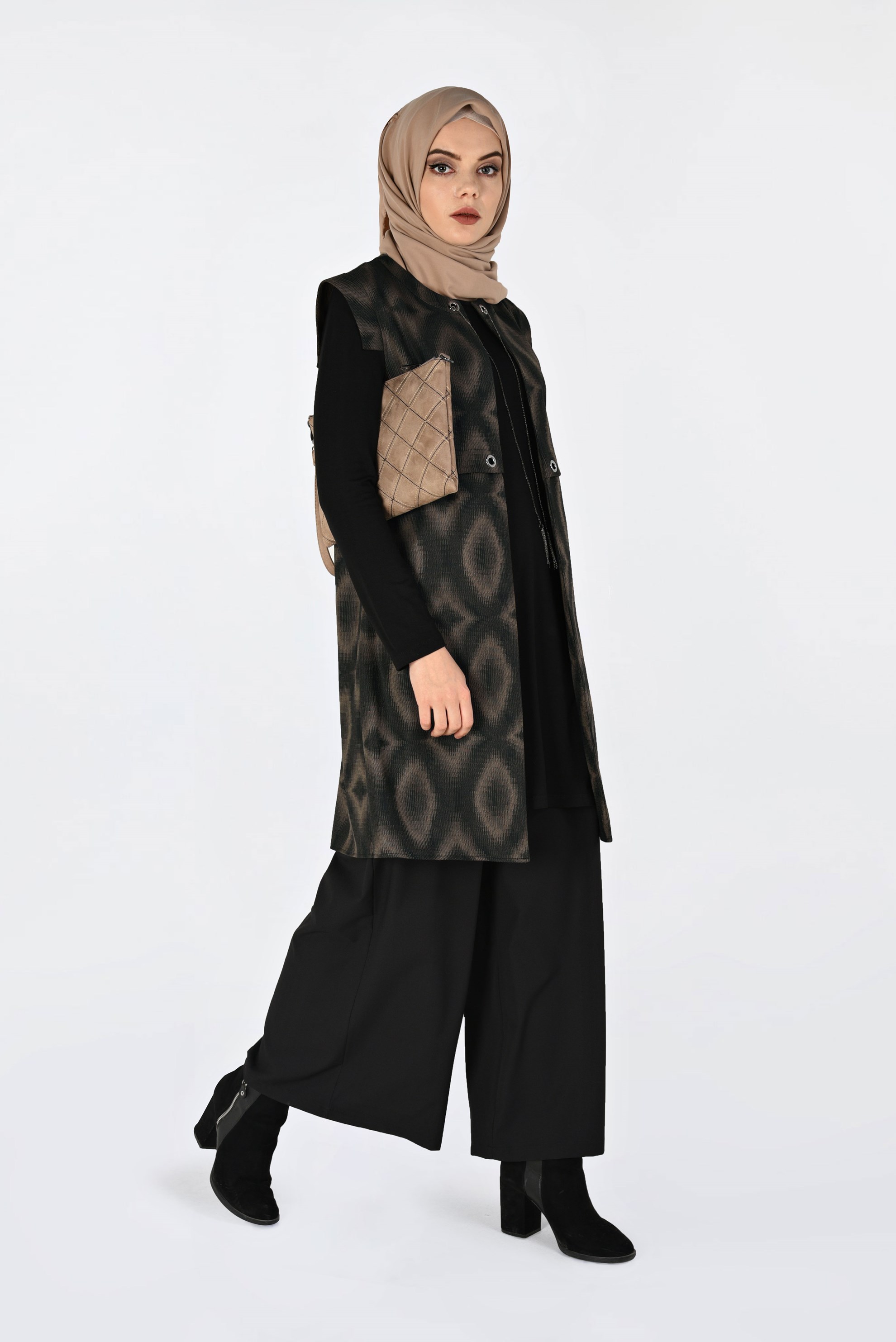 Tesettür giyim SİYAH DESENLİ ZİNCİR DETAYLI 2Lİ TUNİK 4796