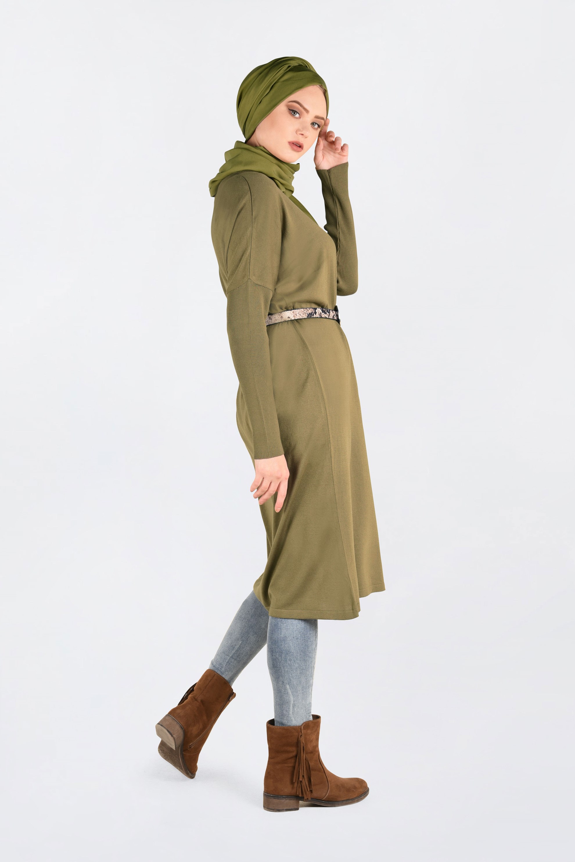 Tesettür giyim YEŞİL BİSİKLET YAKA TRİKO TUNİK 4830