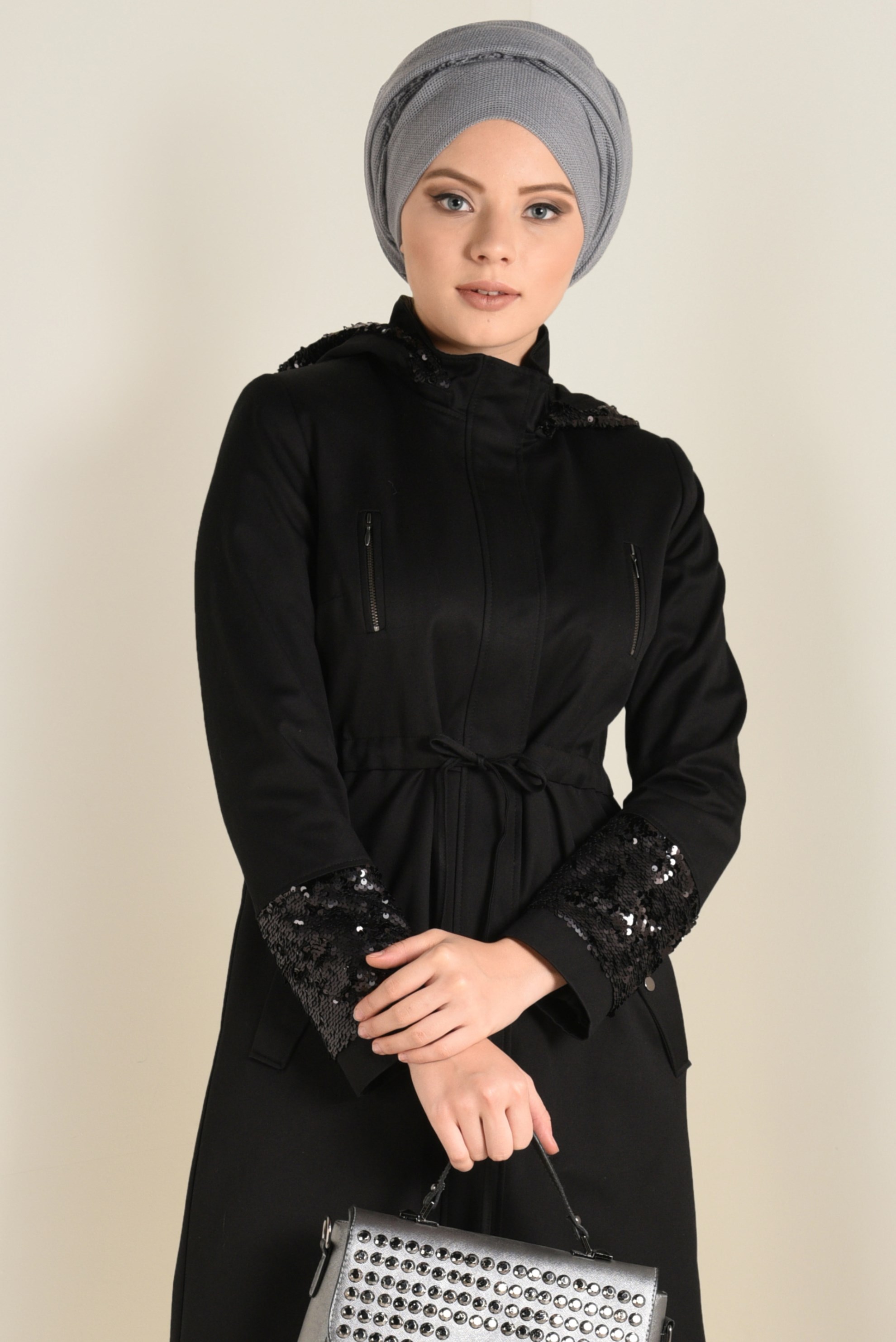 Tesettür giyim SİYAH PUL PAYETLİ PAMUKLU TRENÇKOT 1305