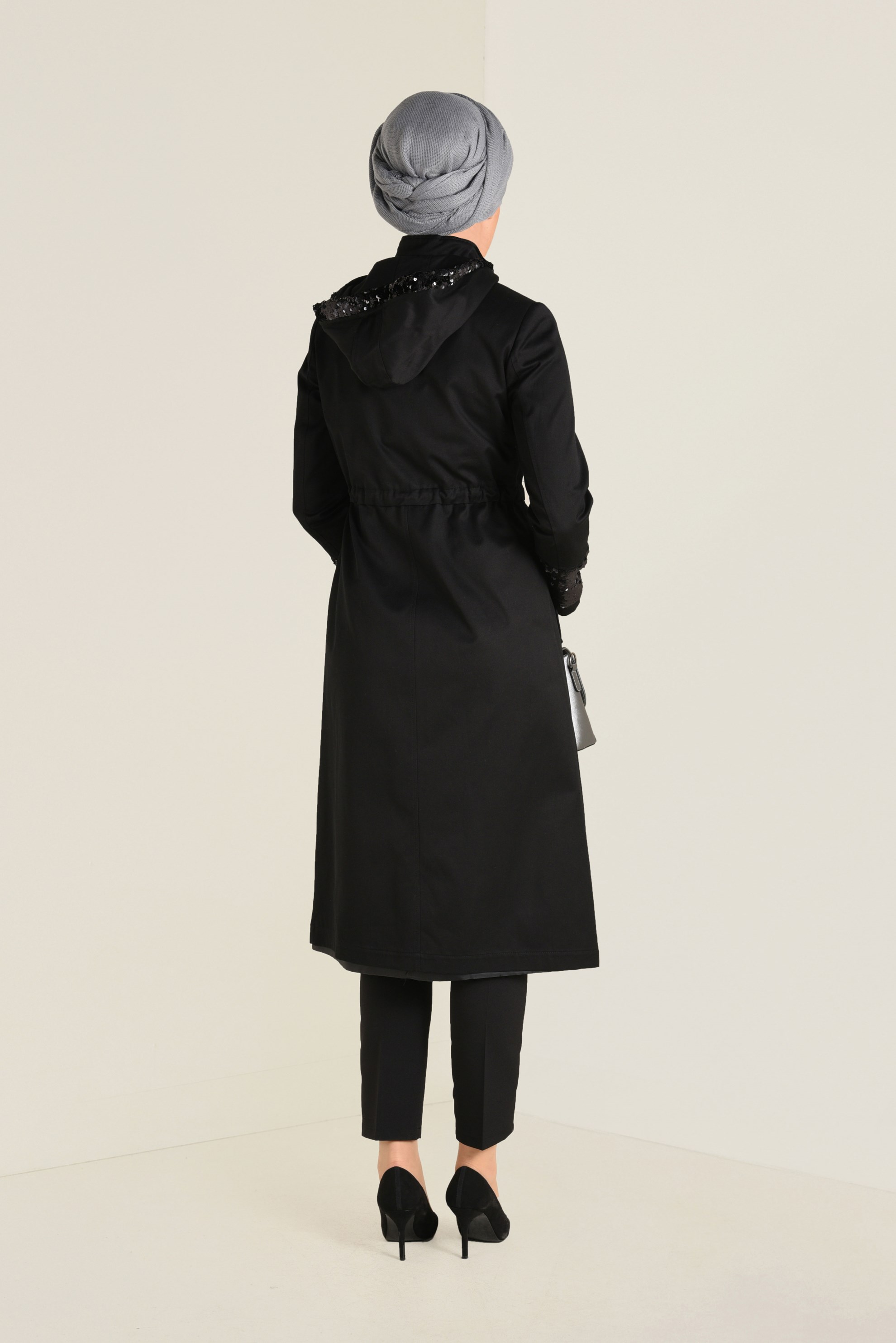 Tesettür giyim SİYAH PUL PAYETLİ PAMUKLU TRENÇKOT 1305