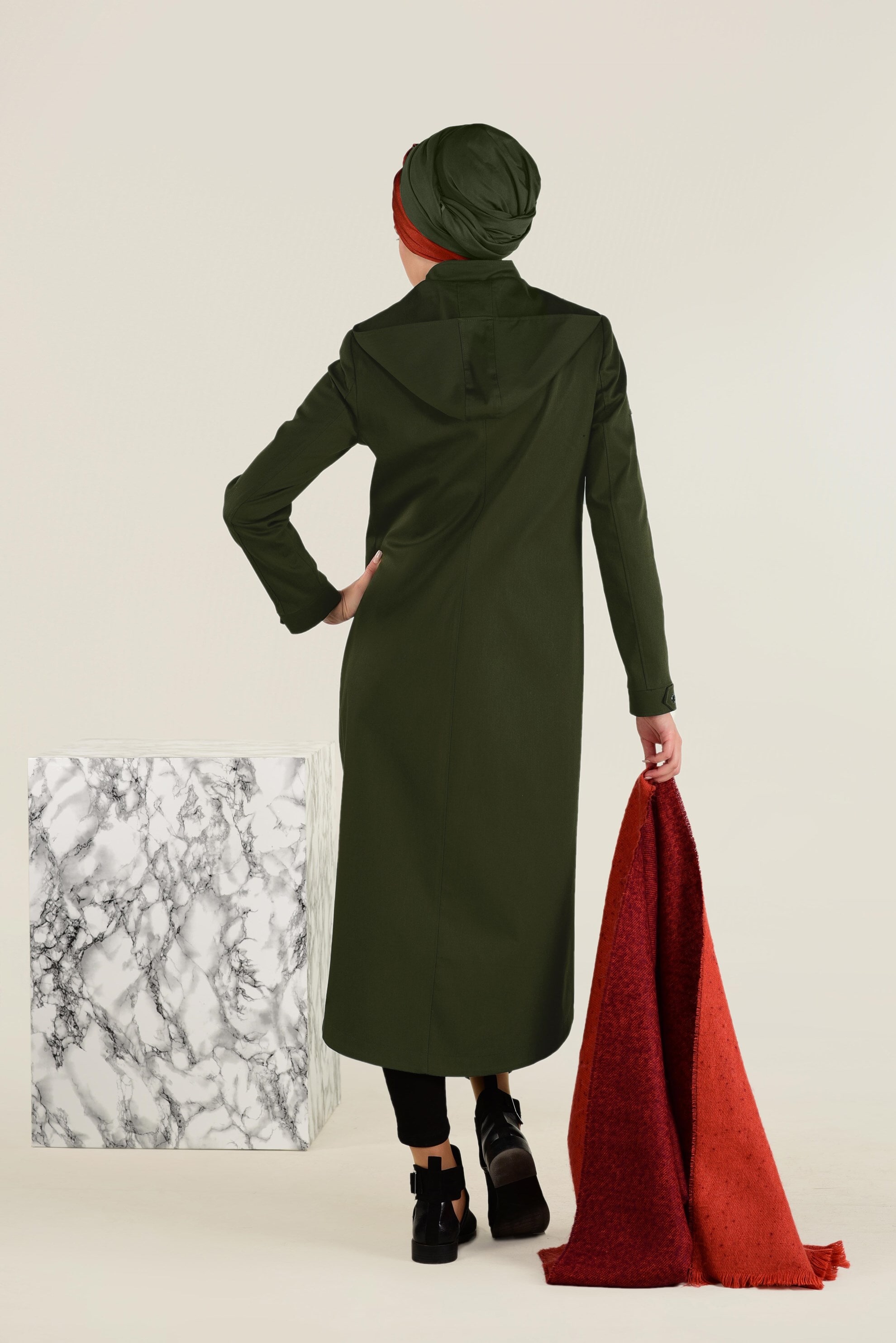 Tesettür giyim HAKİ FERMUARLI KAPÜŞONLU TRENÇKOT 1308 