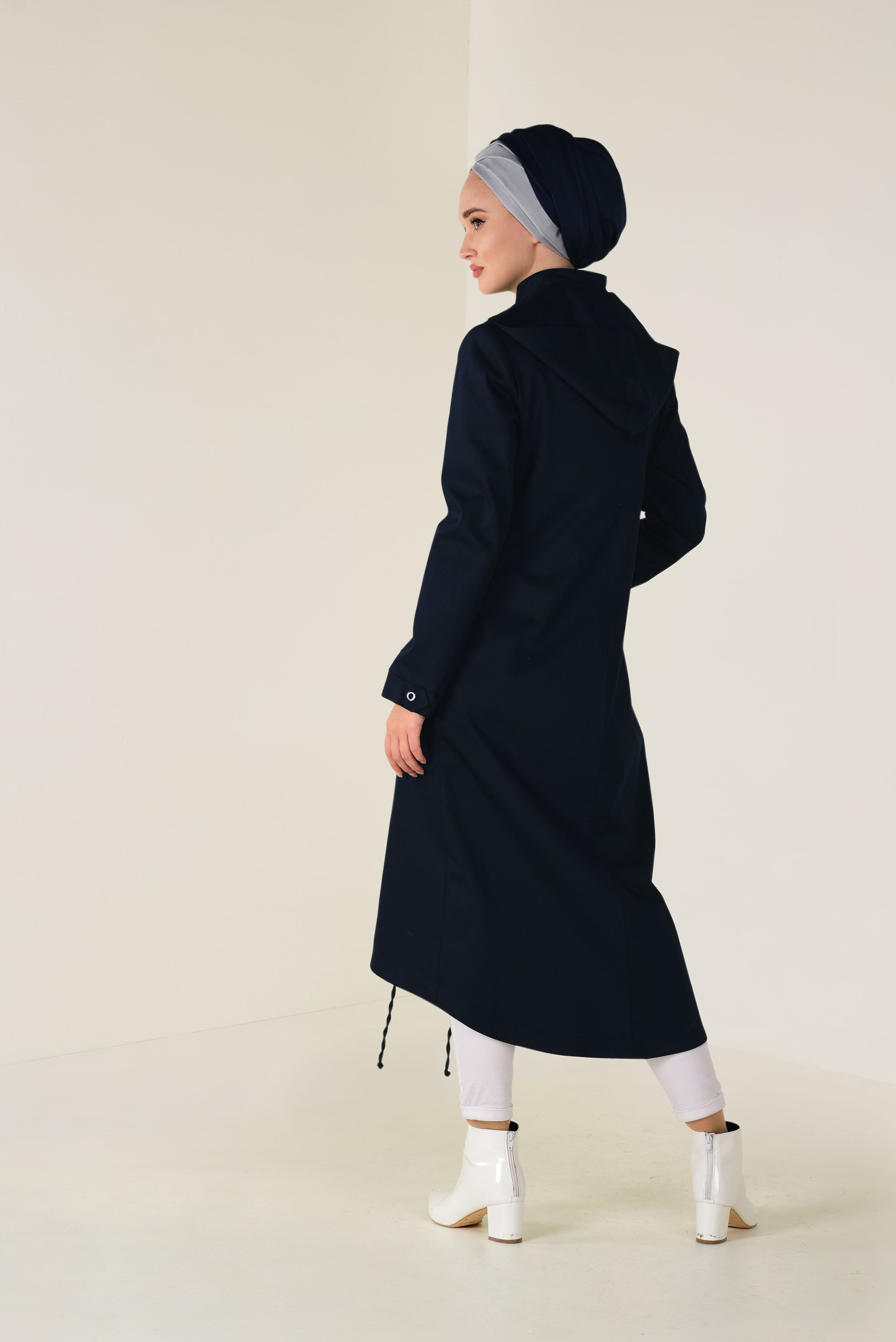 Tesettür giyim LACİVERT FERMUARLI KAPÜŞONLU TRENÇKOT 1308 