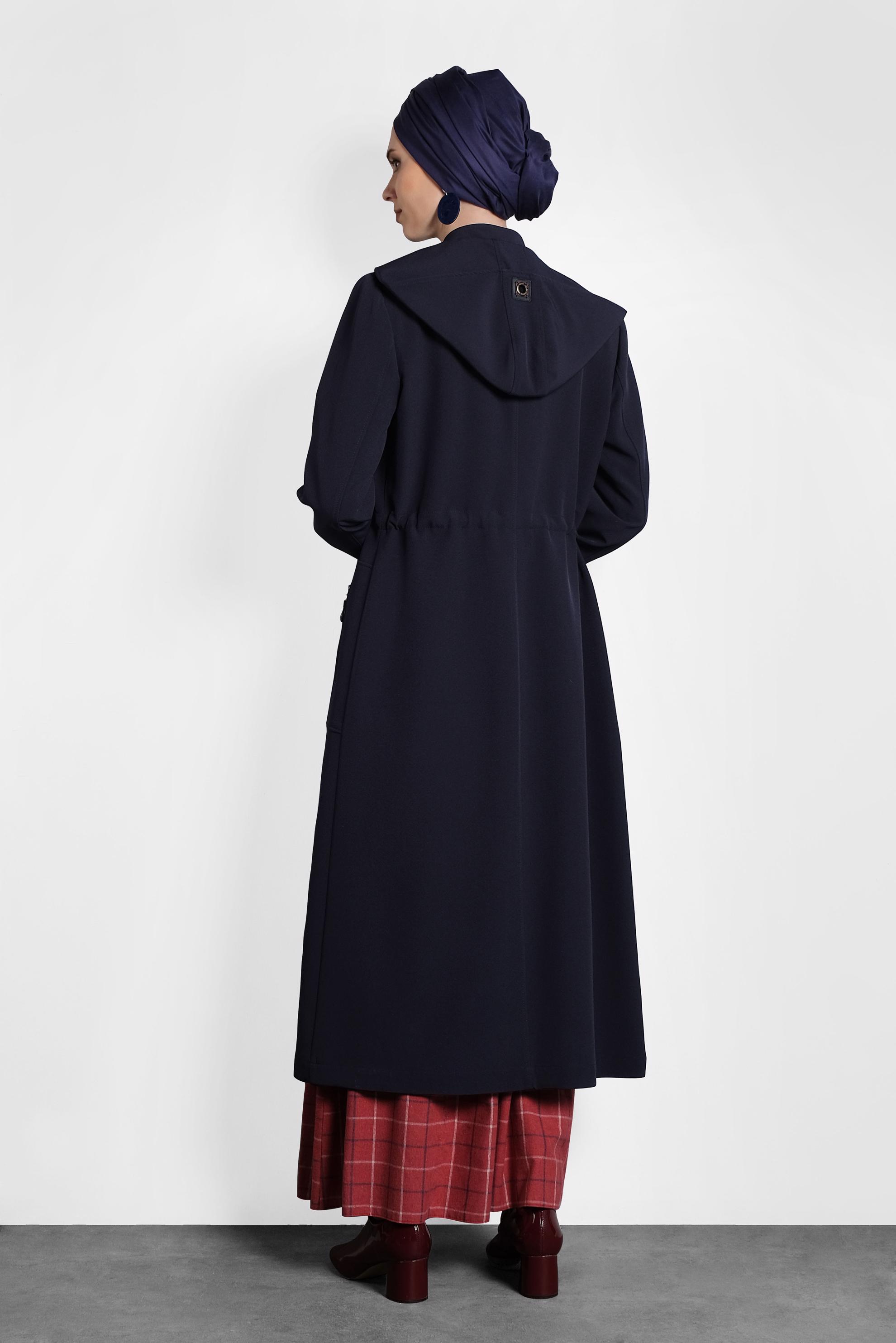 Tesettür giyim LACİVERT BELİ BÜZGÜLÜ KAPÜŞONLU TRENÇKOT 1324