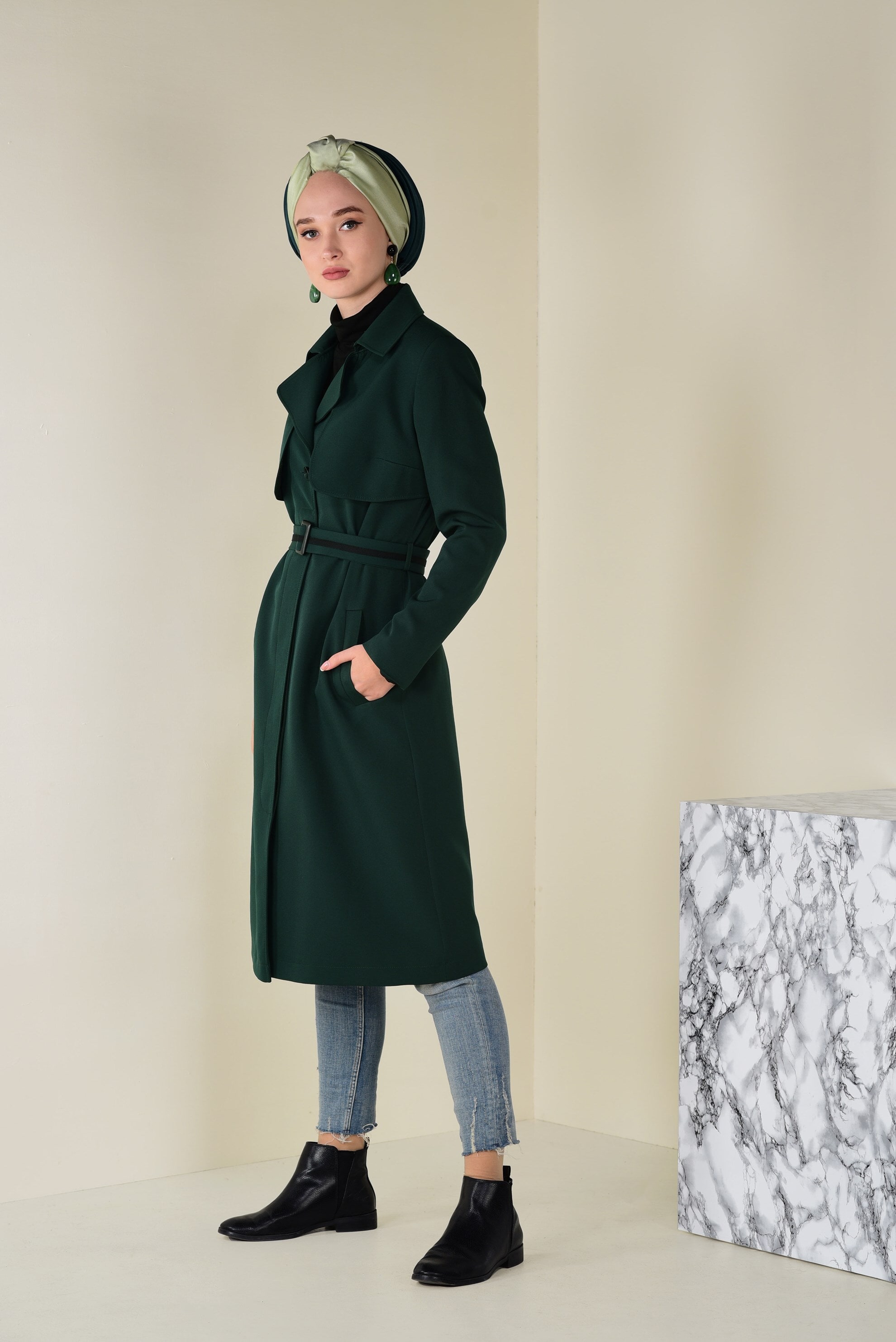 Tesettür giyim YEŞİL KEMERLİ GİZLİ DÜĞMELİ TRENÇKOT 1325
