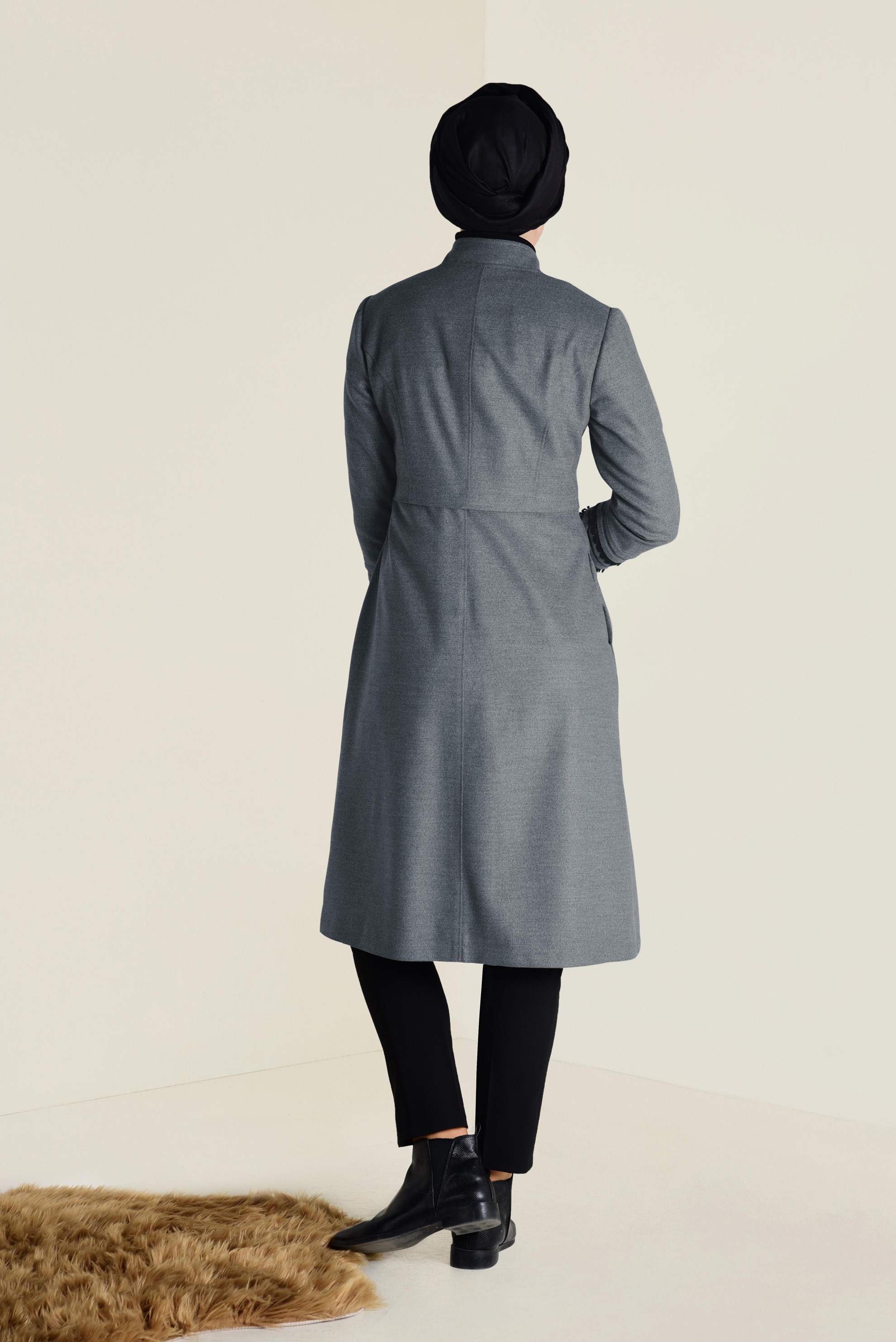 Tesettür giyim GRİ HAKİM YAKA GİZLİ DÜĞMELİ TRENÇKOT 1327