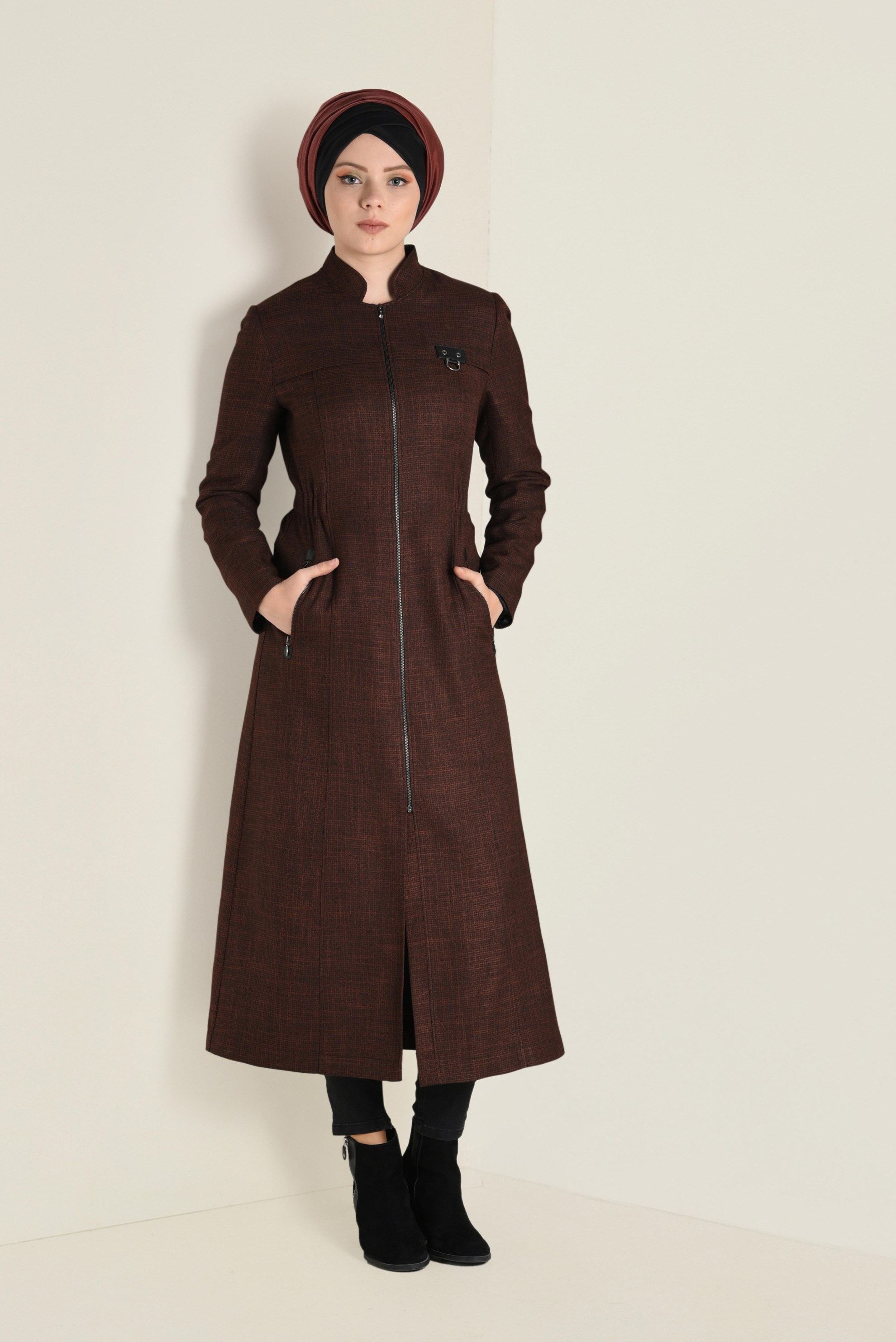 Tesettür giyim TURUNCU BELİ BÜZGÜLÜ FERMUARLI TRENÇKOT 1336