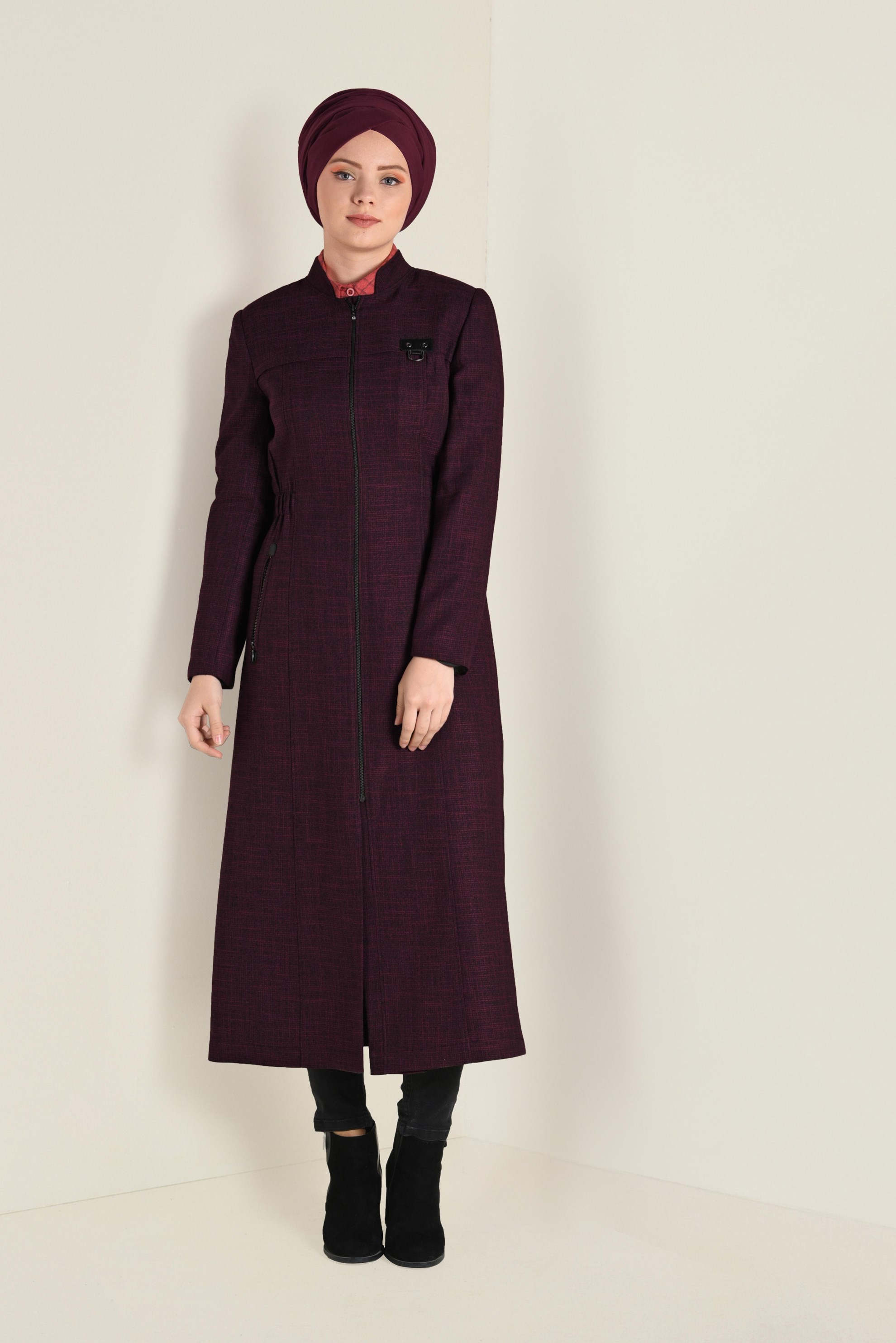 Tesettür giyim SİYAH BELİ BÜZGÜLÜ FERMUARLI TRENÇKOT 1336