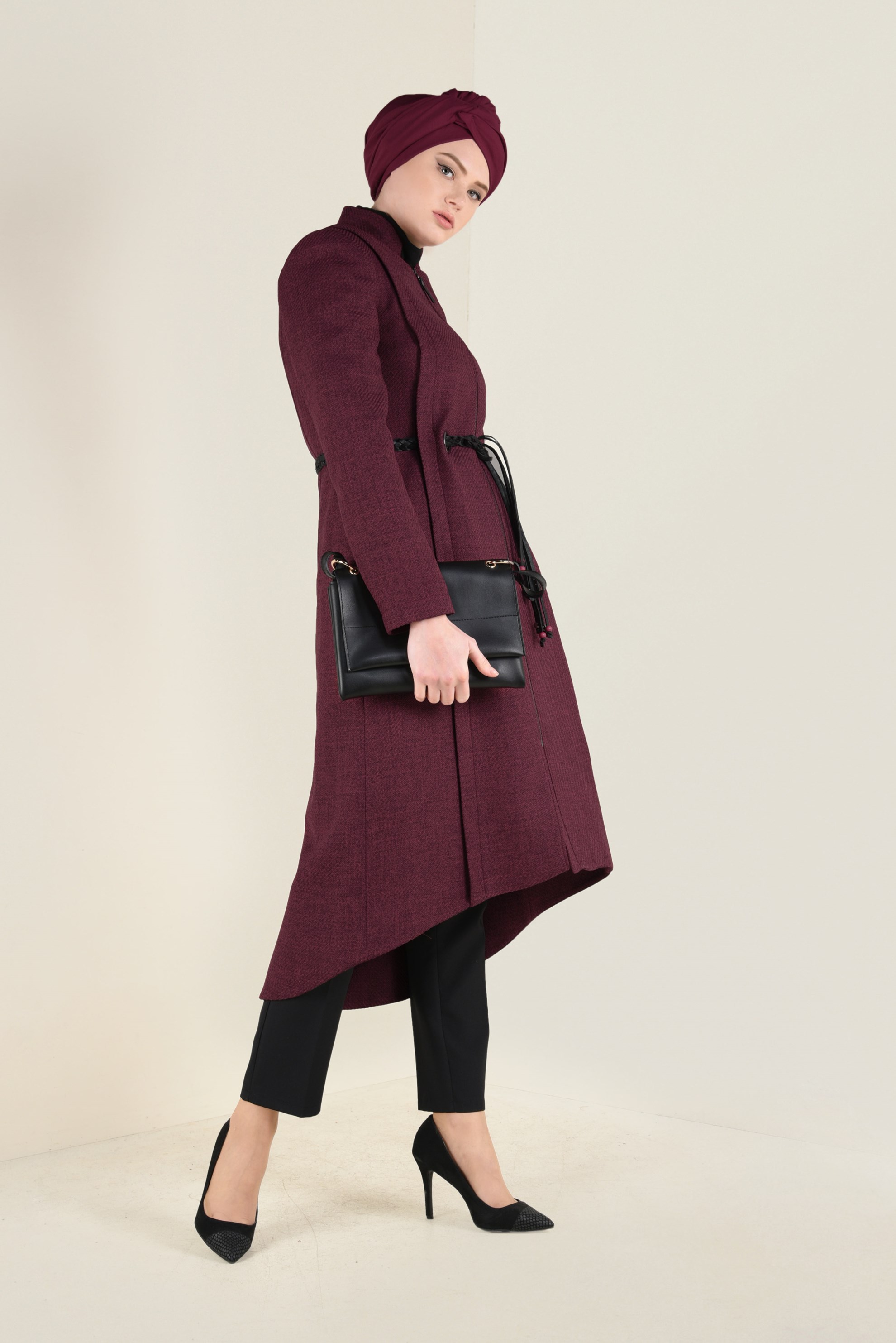 Tesettür giyim BORDO DERİ KEMERLİ FERMUARLI TRENÇKOT 1339