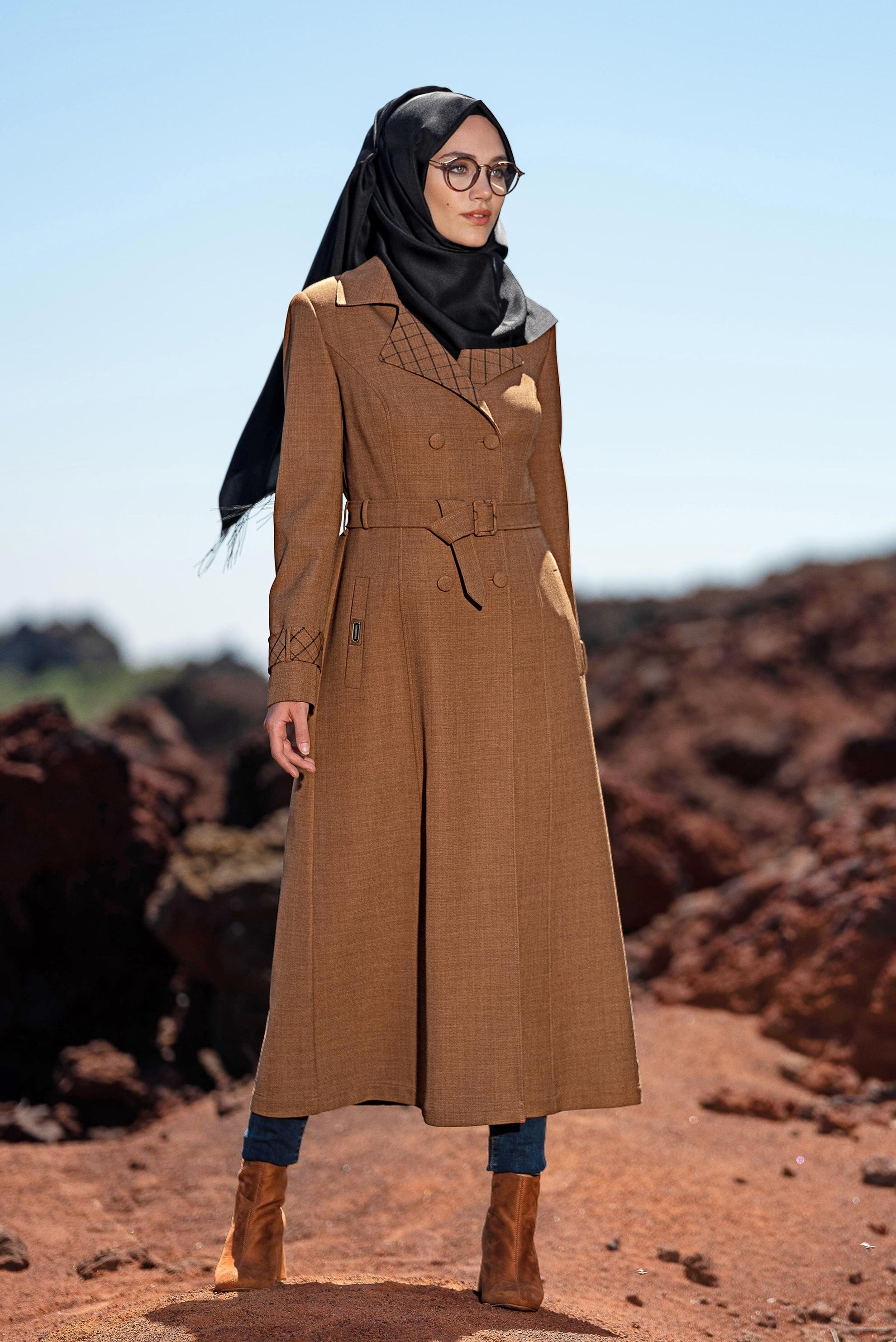 Tesettür giyim KAHVE KRUVAZE KEMERLİ TRENÇKOT 1340	