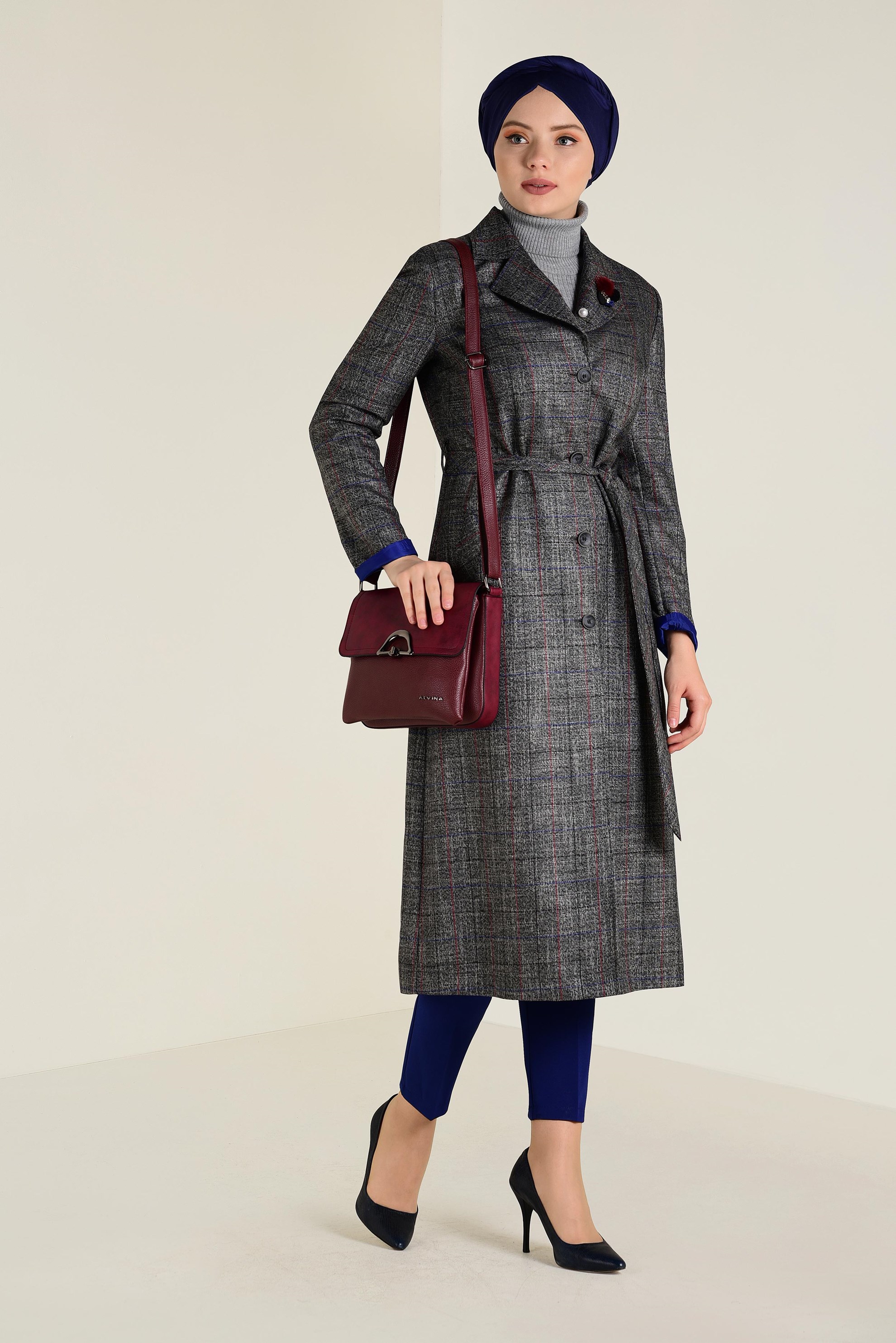 Tesettür giyim SİYAH EKOSE DESENLİ TRENÇKOT 1346