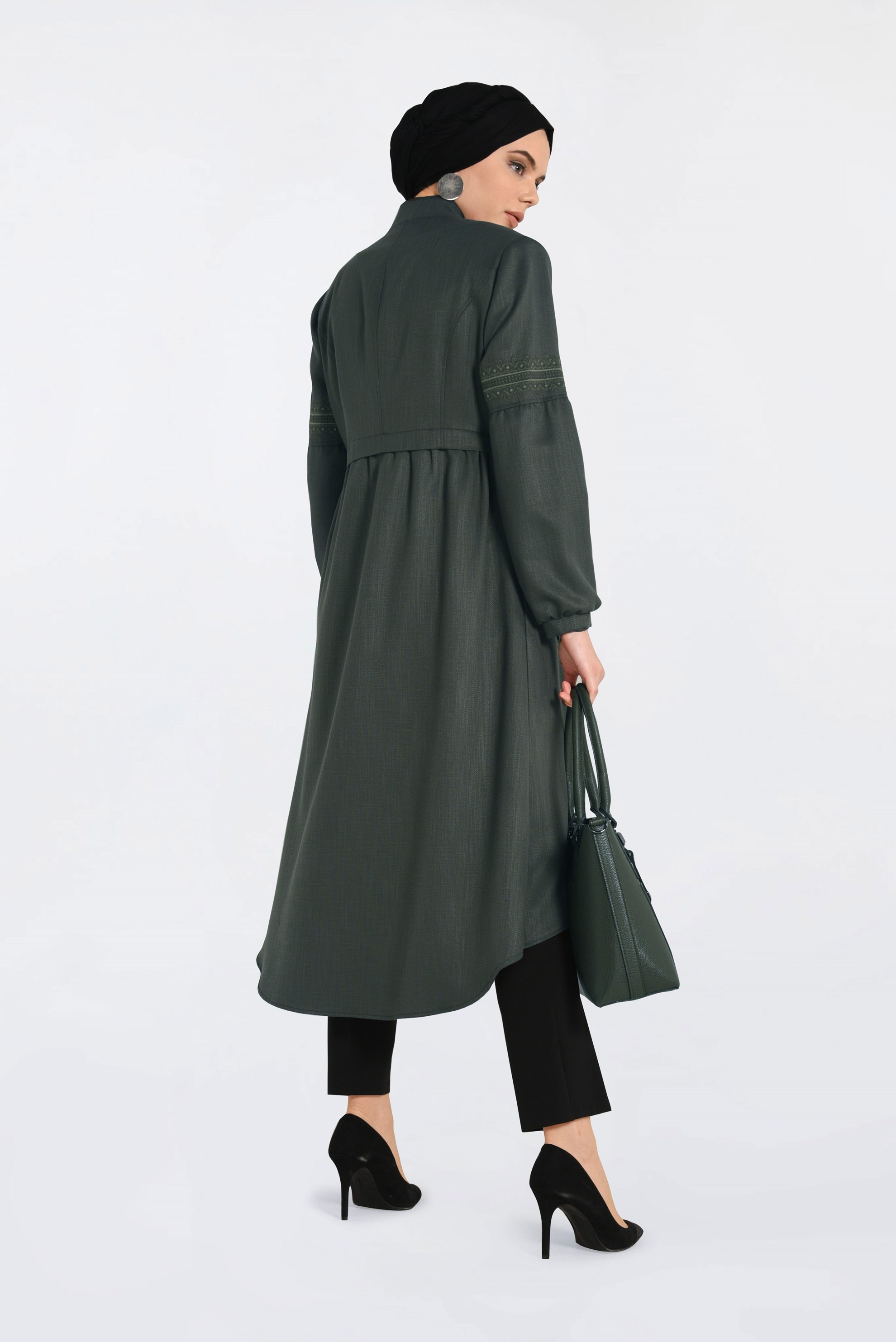 Tesettür giyim HAKİ İŞLEME DETAYLI DÜĞMELİ TRENÇKOT 1350