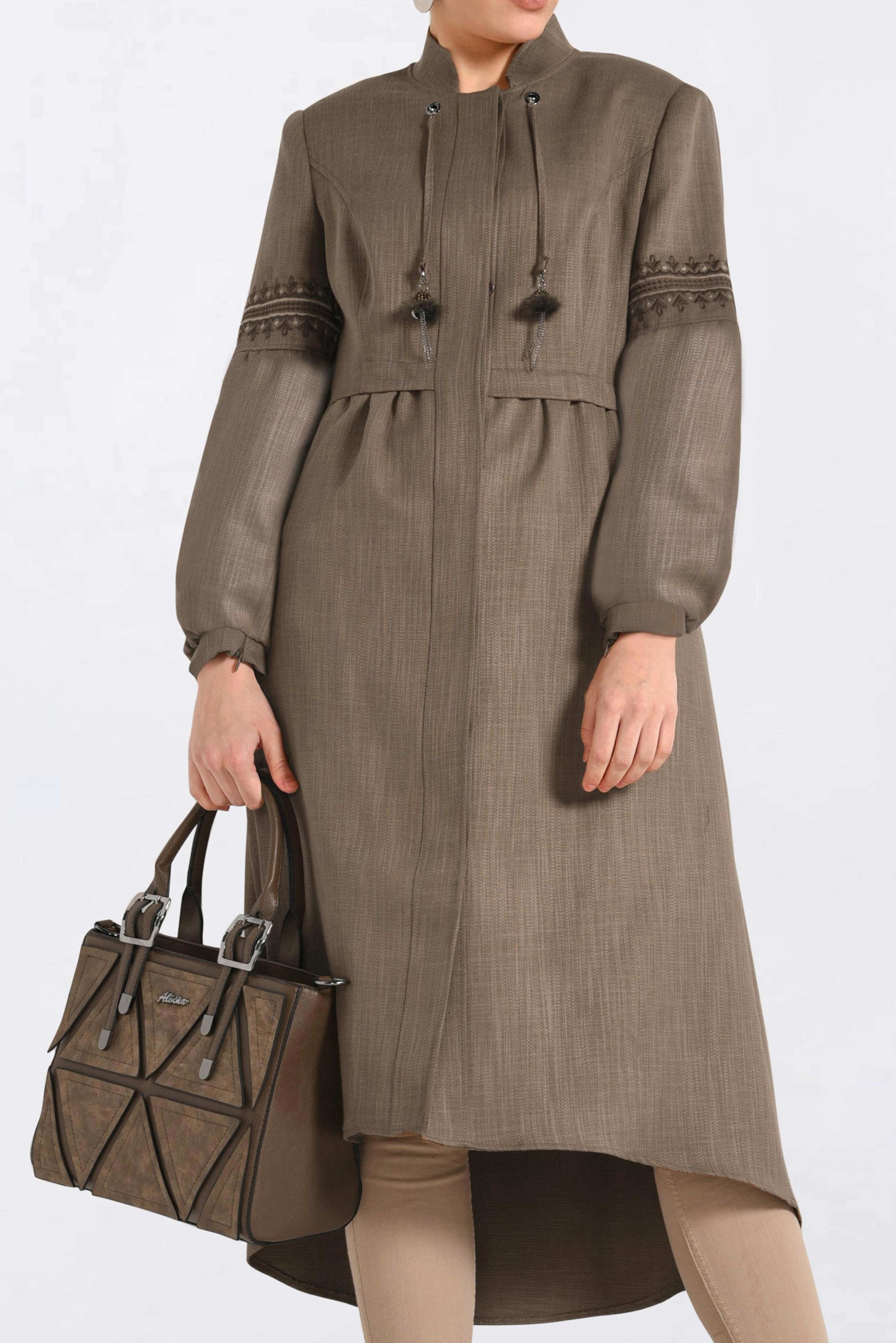 Tesettür giyim VİZON İŞLEME DETAYLI DÜĞMELİ TRENÇKOT 1350