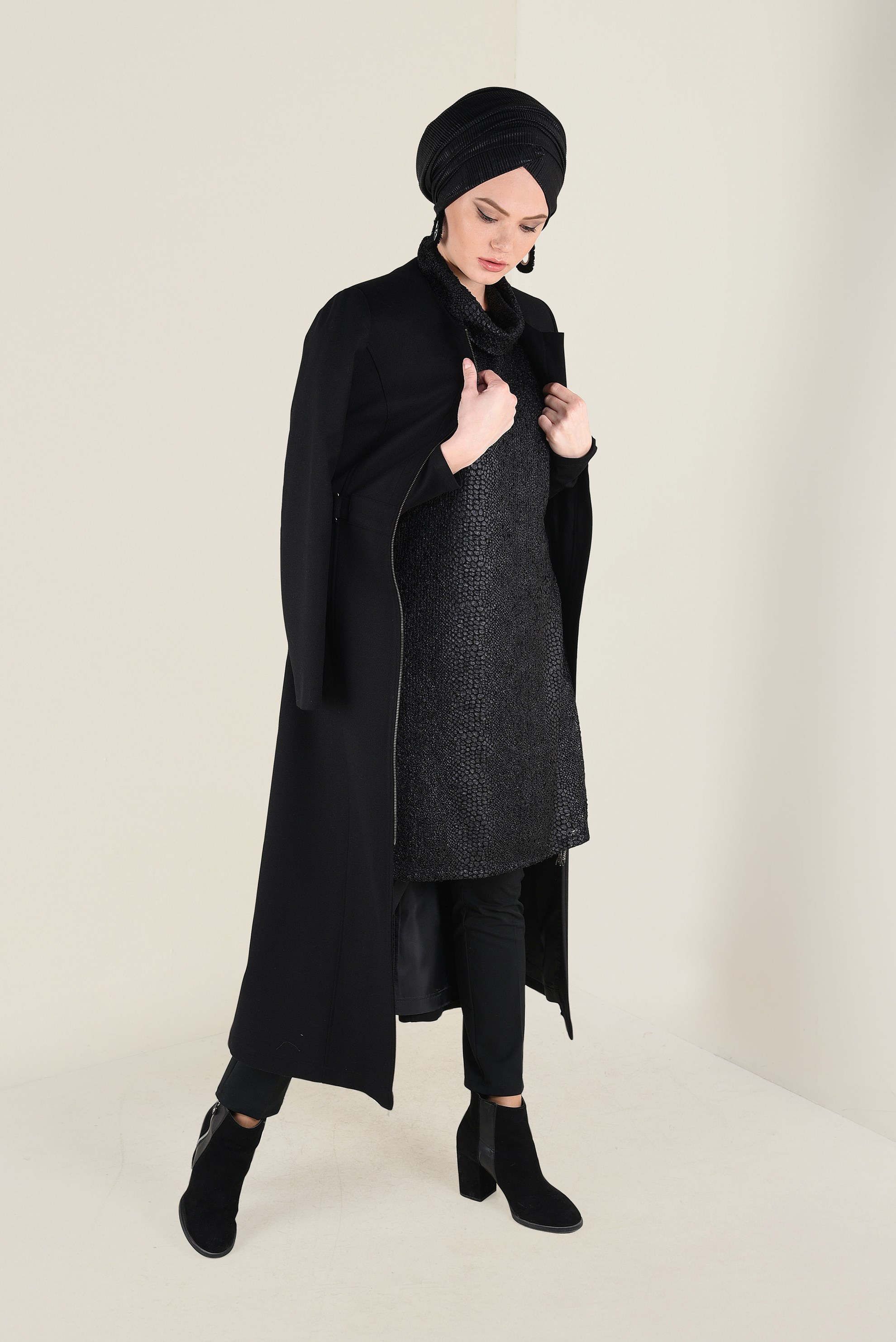 Tesettür giyim SİYAH CEPLİ FERMUARLI TRENÇKOT 1359