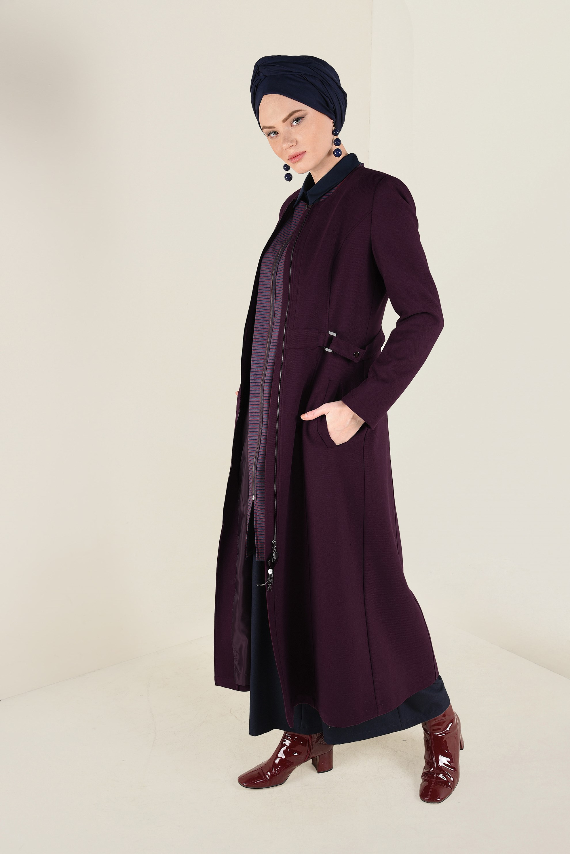 Tesettür giyim BORDO CEPLİ FERMUARLI TRENÇKOT 1359