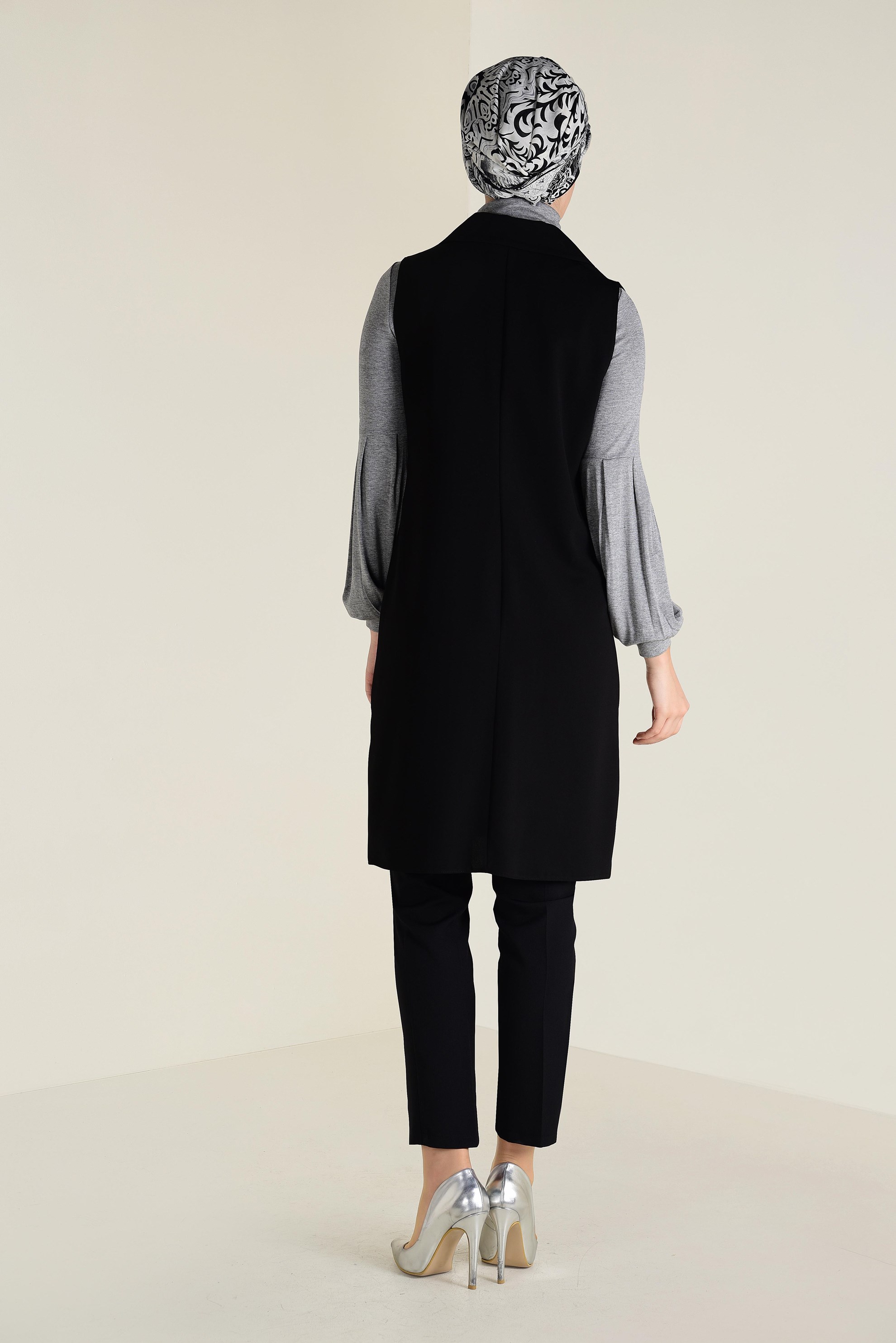 Tesettür giyim SİYAH PUL PAYET ŞERİTLİ YELEK 4299