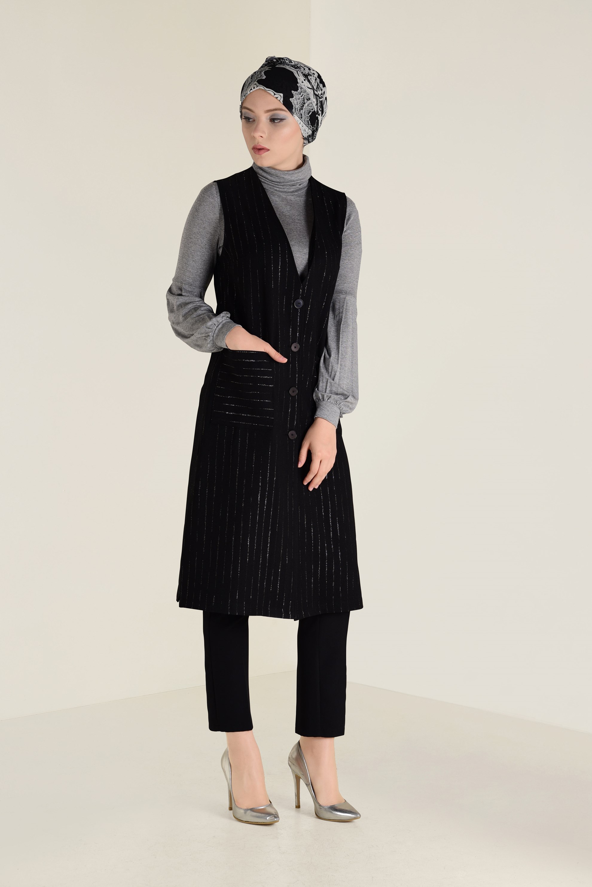 Tesettür giyim SİYAH SİM ÇİZGİLİ KLASİK YELEK 4575
