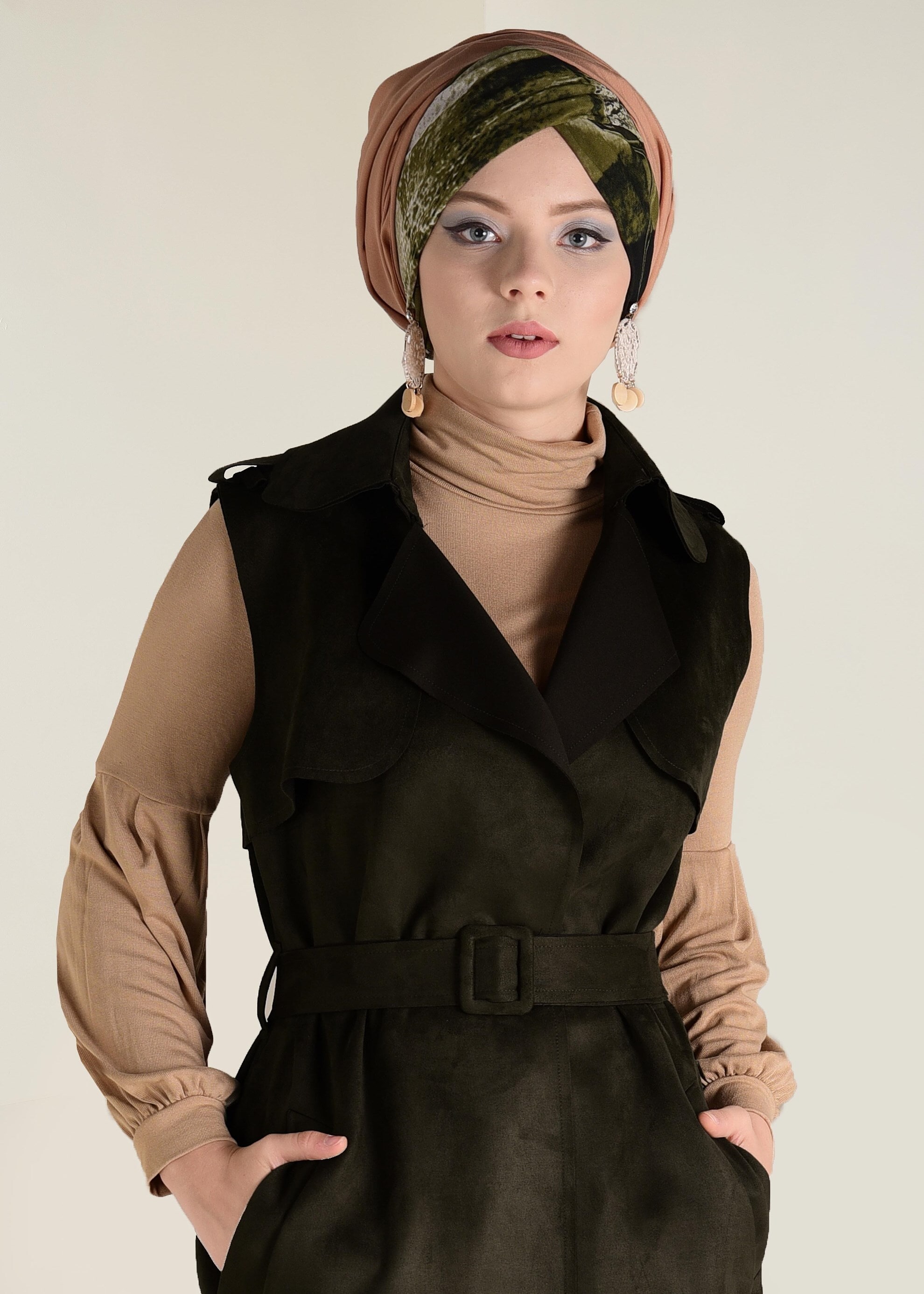 Tesettür giyim HAKİ KEMERLİ SÜET YELEK 4577