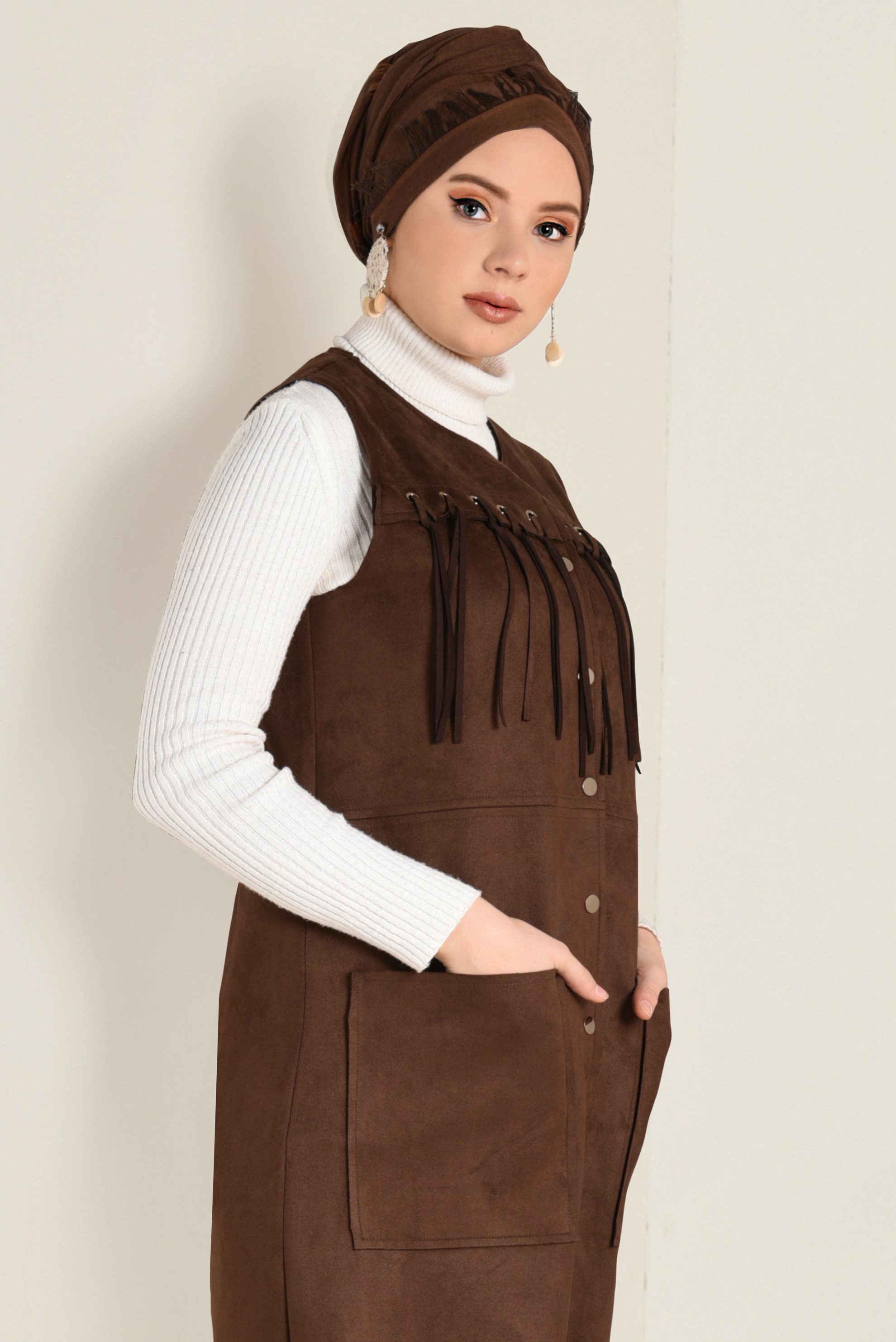 Tesettür giyim KAHVE PÜSKÜLLÜ SÜET YELEK 4580