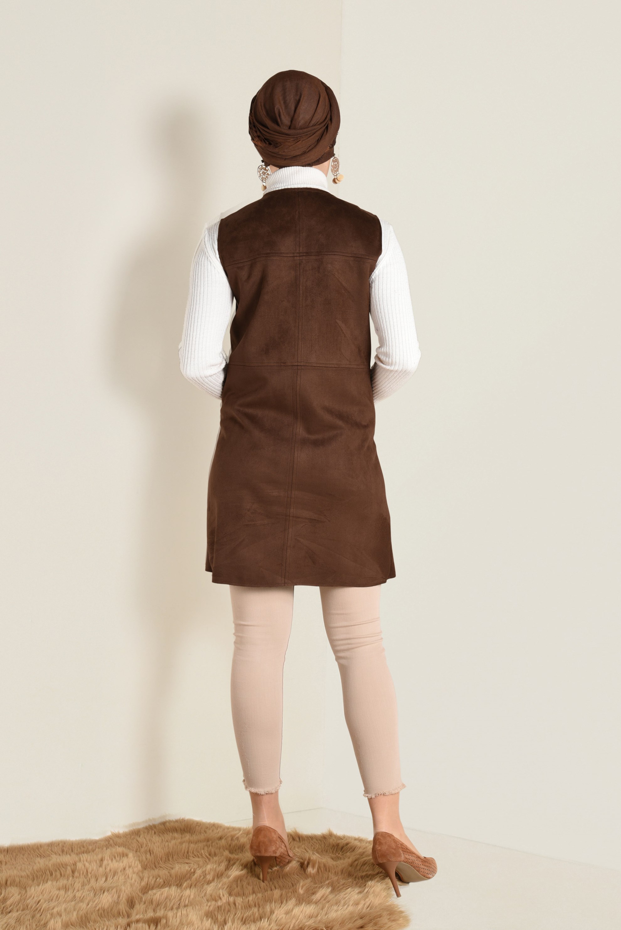 Tesettür giyim KAHVE PÜSKÜLLÜ SÜET YELEK 4580