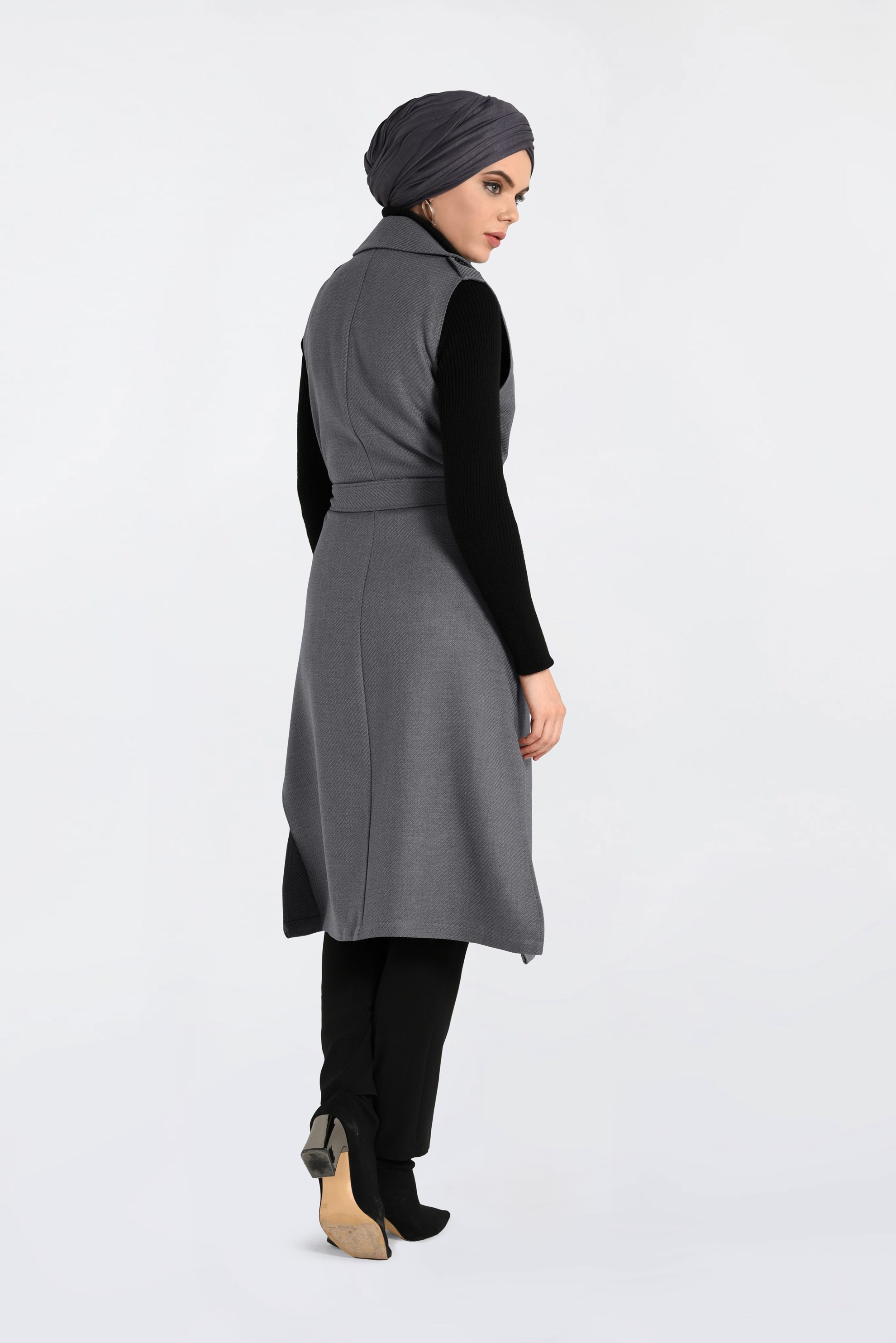 Tesettür giyim GRİ YANLARI YIRTMAÇLI KRUVAZE YELEK 4638 