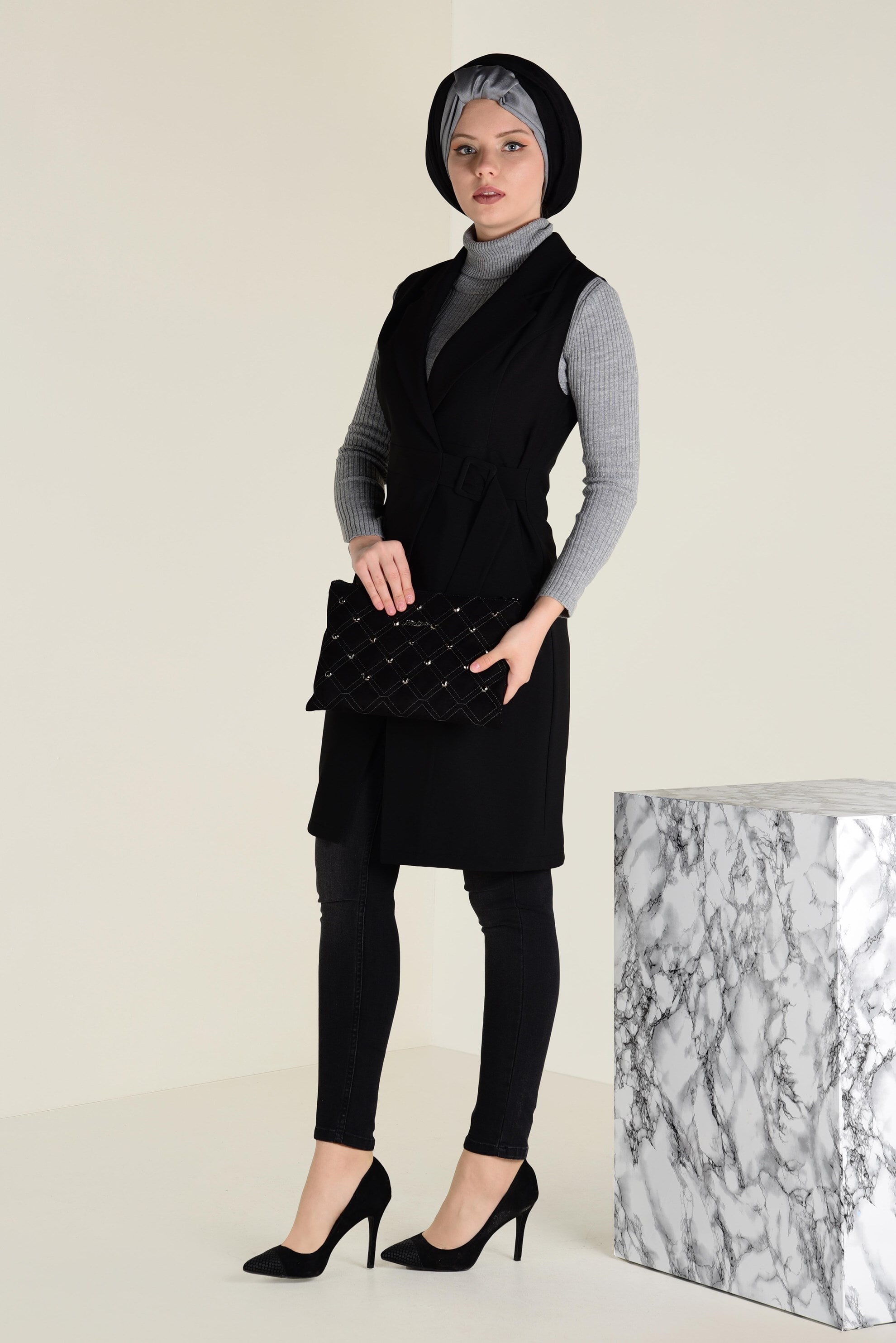 Tesettür giyim SİYAH KEMERLİ KLASİK YELEK 4659