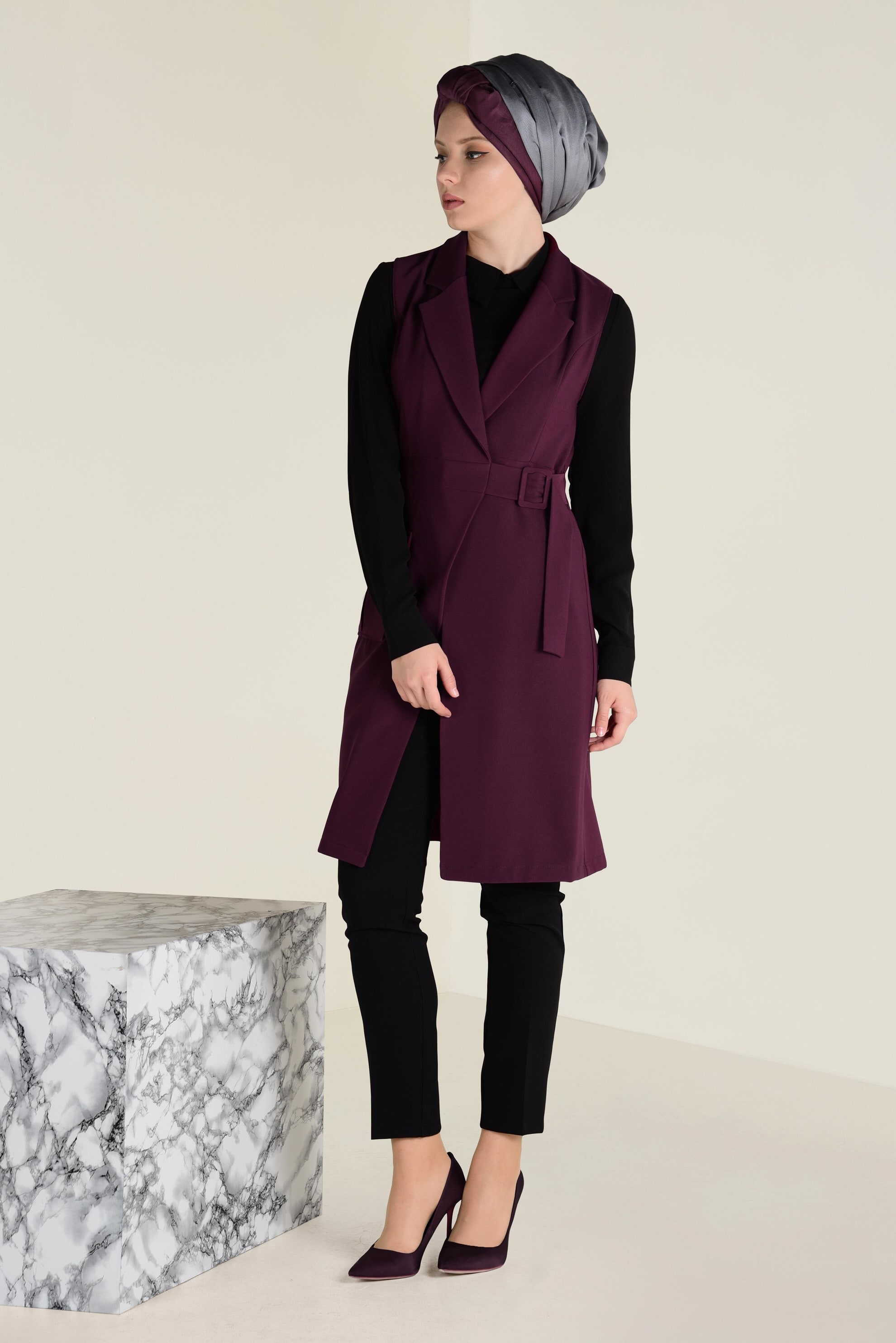 Tesettür giyim BORDO KEMERLİ KLASİK YELEK 4659