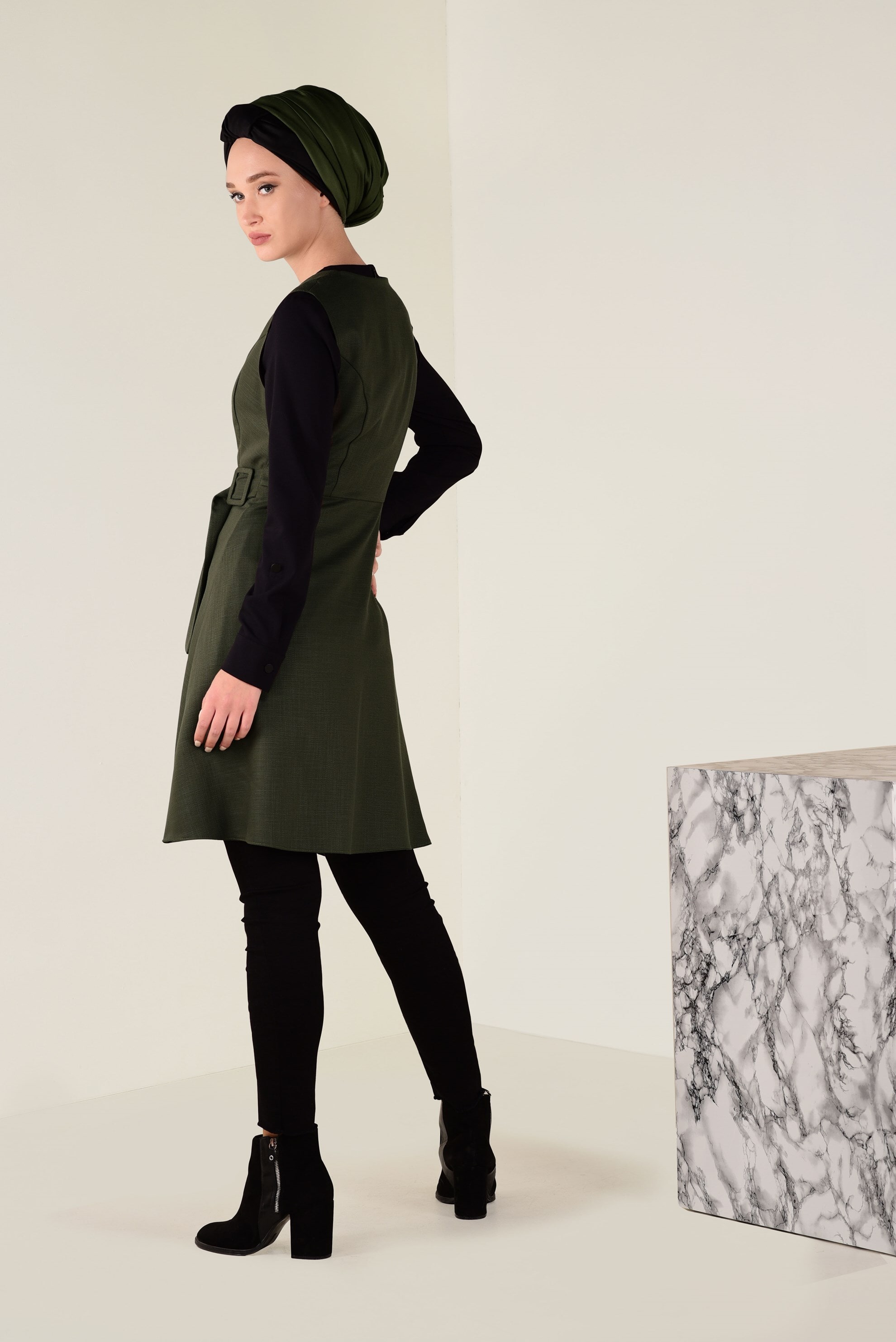 Tesettür giyim HAKİ KEMER DETAYLI YELEK 4660