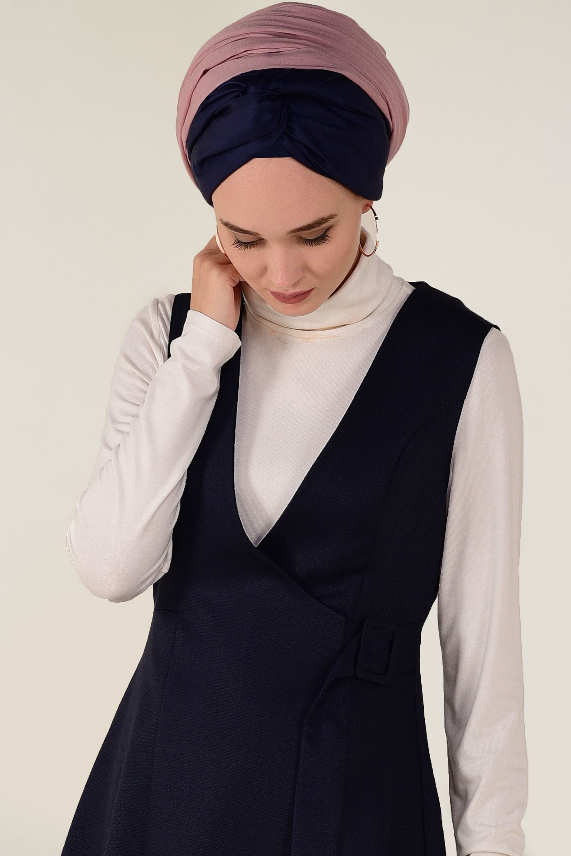 Tesettür giyim LACİVERT KEMER DETAYLI YELEK 4660